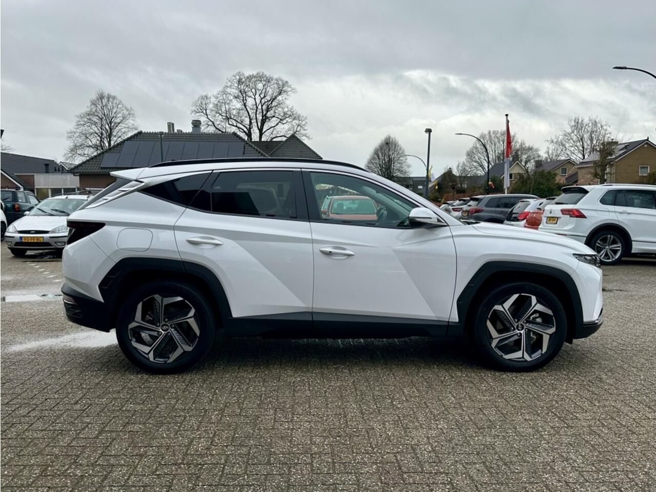 Hyundai TUCSON 1.6 T-GDI PHEV Plug-in Hybrid 4x4 Navi Camera Keyless