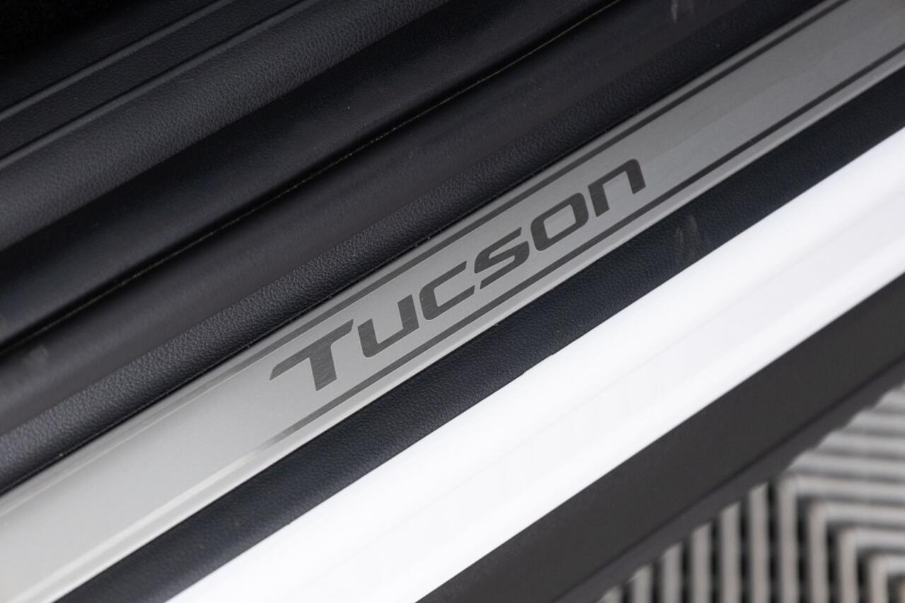 Hyundai TUCSON 1.6 T-GDI PHEV N Line Sky 4WD | PANORAMADAK | Trekhaak ? 1e Eigenaar