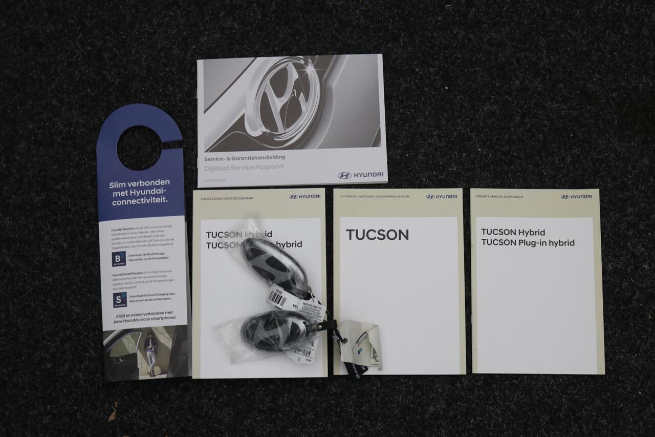 Hyundai TUCSON 1.6 T-GDI PHEV N Line Edition / Navigatie / Leer-Alcantara bekleding met rode stiksel / 19" LMV / Stoelverwarming voor / LED verlichting /