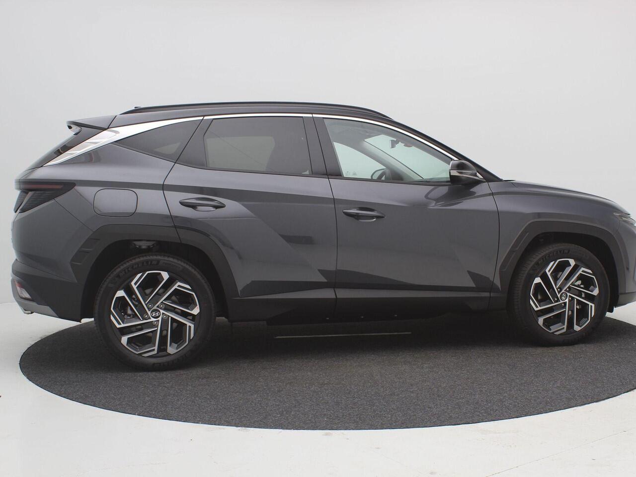 Hyundai TUCSON 1.6 T-GDI PHEV Comfort Smart / Two Tone / Navigatie / Automatische achterklep / Adaptieve Cruise Control / Plug-In-Hybride / 19" LMV / 5 Jaar Fabrieksgarantie /