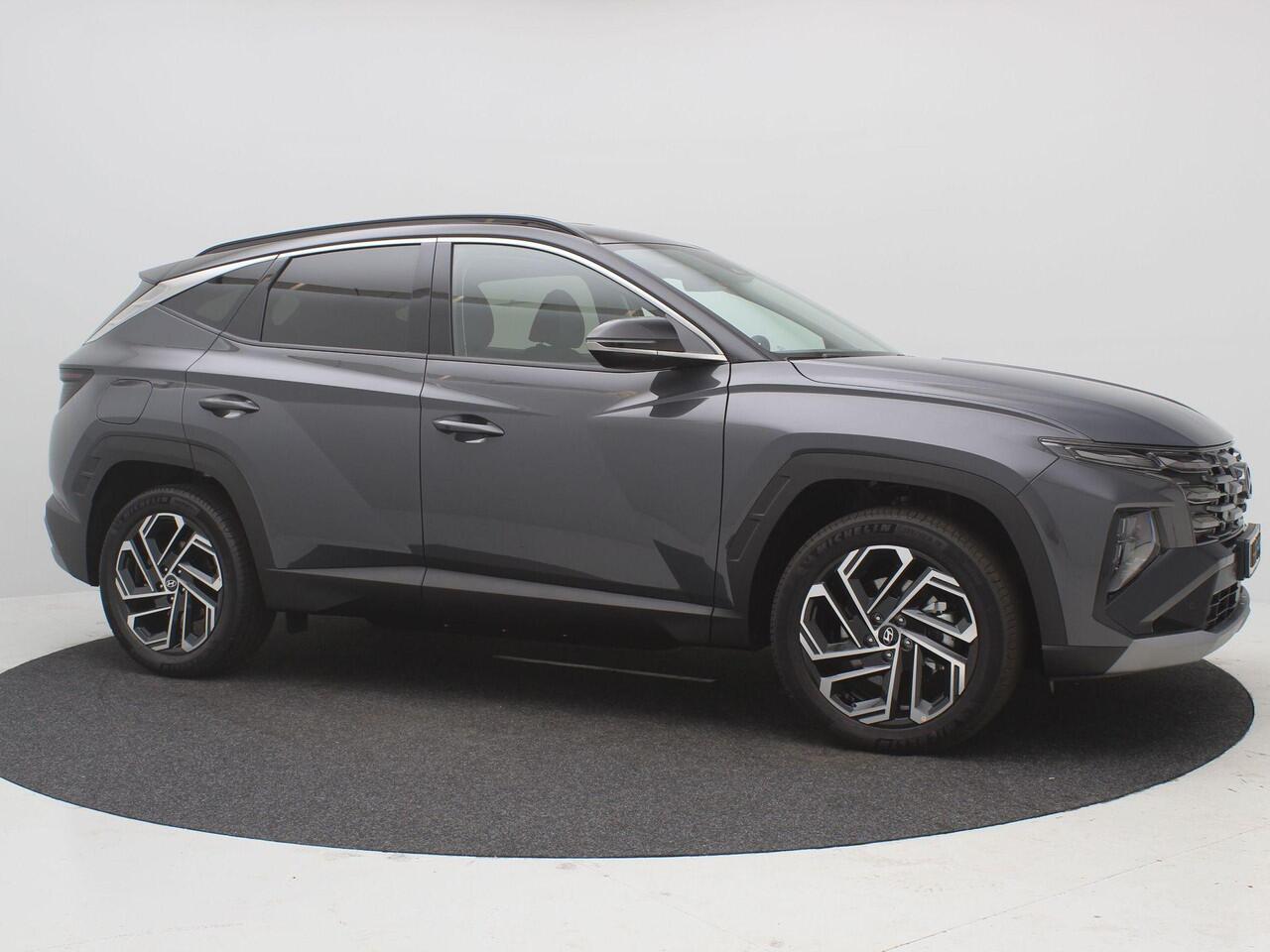 Hyundai TUCSON 1.6 T-GDI PHEV Comfort Smart / Two Tone / Navigatie / Automatische achterklep / Adaptieve Cruise Control / Plug-In-Hybride / 19" LMV / 5 Jaar Fabrieksgarantie /