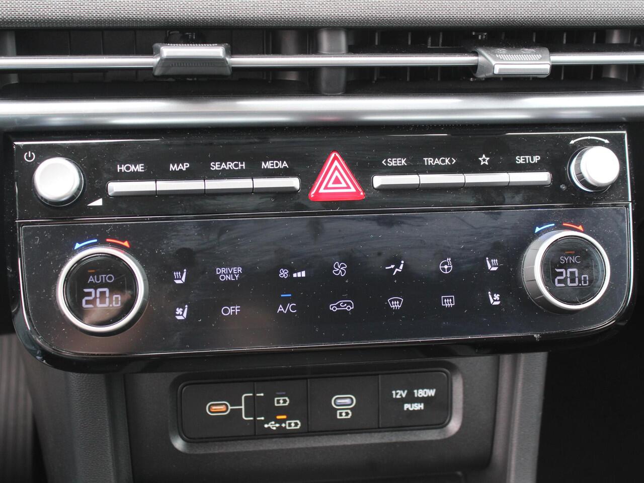 Hyundai TUCSON 1.6 T-GDI PHEV Premium 4WD / Navigatie + Apple Carplay/Android Auto / Stoelverwarming & Verkoeling / 360* Camera / Lederen Bekleding / Keyless Entry & Start /