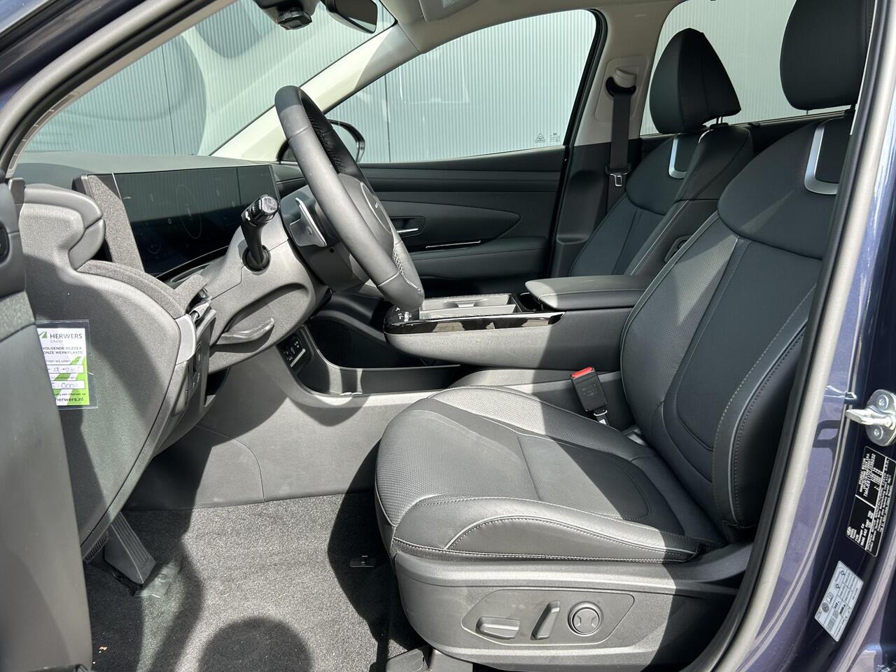 Hyundai TUCSON 1.6 T-GDI HEV Premium / Leder / 360 Camera / Stoel- & Stuurverwarming / Stoelverkoeling / Navigatie / Adaptive Cruise Control / Climate Control / Snel Leverbaar! /