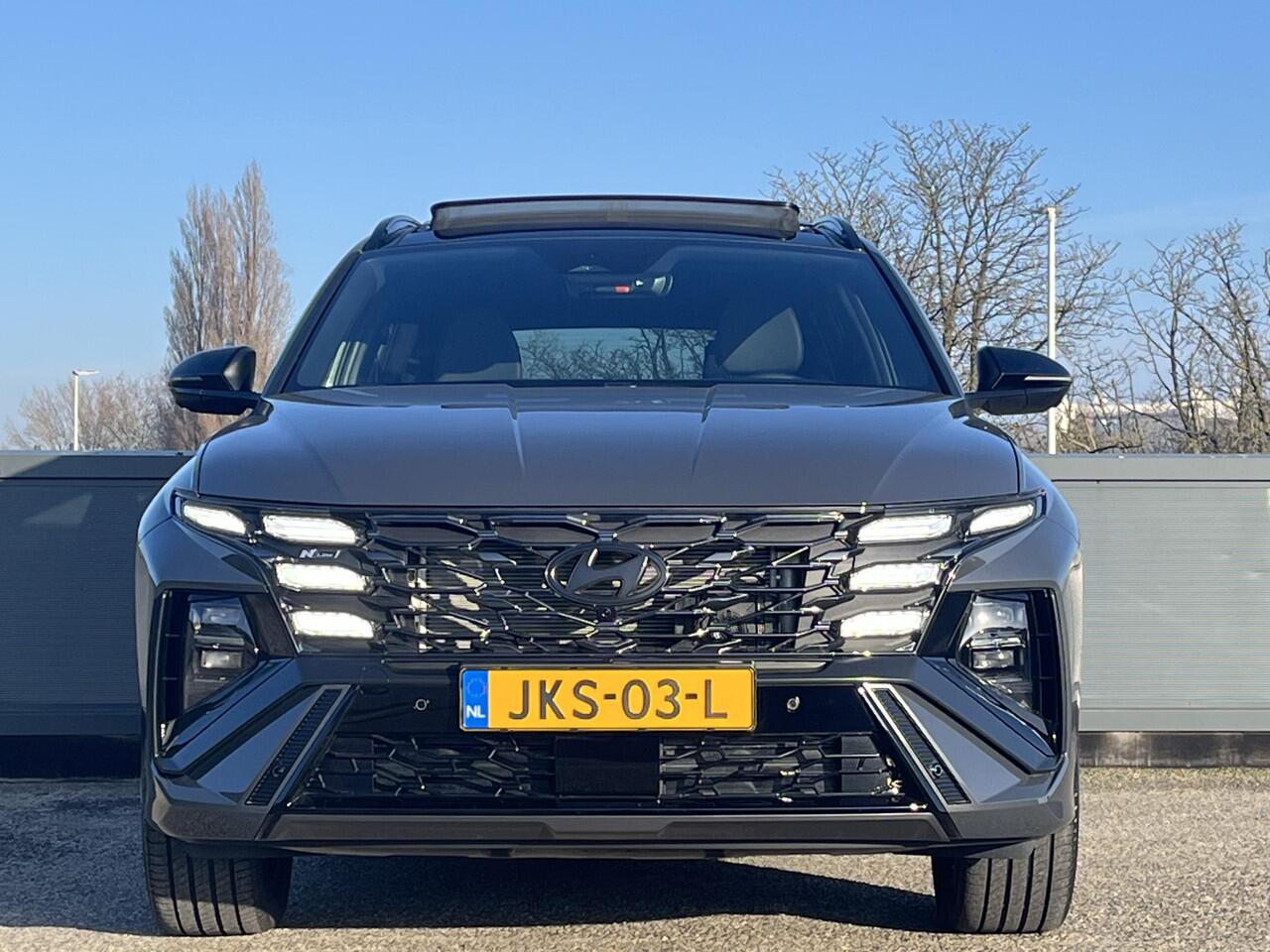 Hyundai TUCSON N Line Sky 1.6 T-GDI HEV 238pk | ¤5.500,- KORTING | MY26 | VERHOOGD VERMOGEN & TREKGEWICHT | SCHUIF/KANTELDAK | 360° CAMERA | ALCANTARA & STOELVERW. & VENTILATIE |