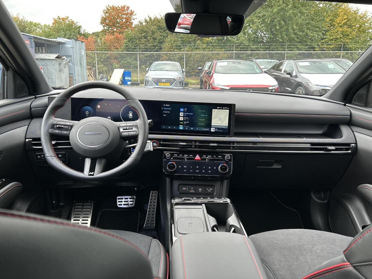 Hyundai TUCSON 1.6 T-GDI PHEV N Line Business | Trekhaak afneembaar| All Season banden | Climate Control | Stoelverwarming | Achteruitrijcamera | Cruise Control | Apple-Carplay en Android Auto | Navigatie |