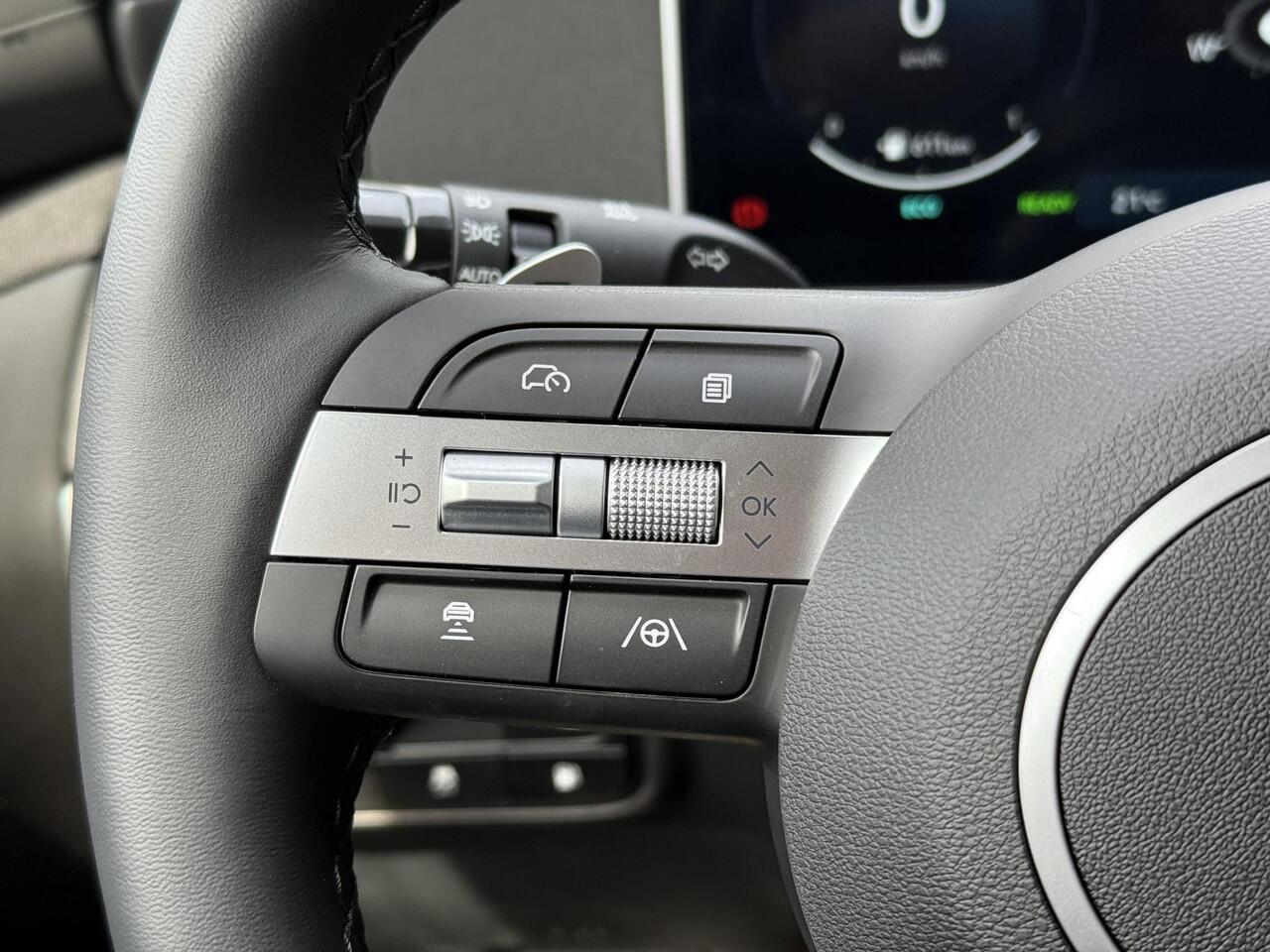 Hyundai TUCSON 1.6 T-GDI PHEV Comfort Smart / Elektrische Achterklep / Stoel+Stuur Verwarming / Achteruitrij Camera / Keyless / Navigatie /