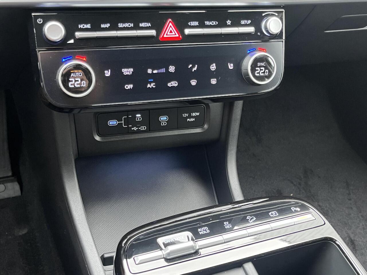 Hyundai TUCSON 1.6 T-GDI PHEV Comfort Smart | NIEUWE AUTO!/Plug-in/Navi/Stoel+Stuurverw./19"/Clima/Adapt.Cruise/Apple CarPlay-Android Auto