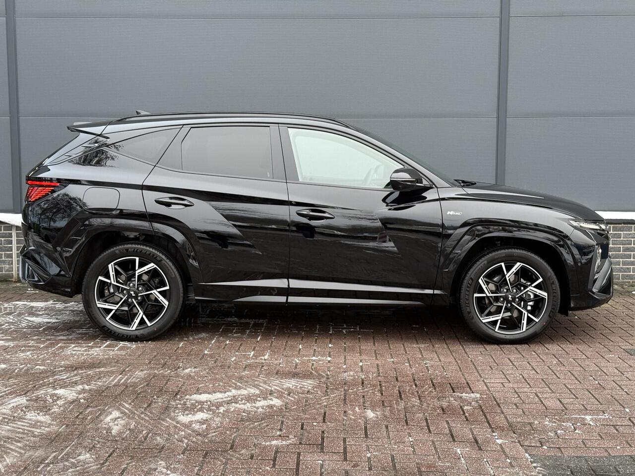 Hyundai TUCSON 1.6 T-GDI PHEV N Line / Navigatie / 360 Camera / Stoel Geheugen / Stoelverkoeling / Stoelverwarming Voor + Achter / Stuurverwarming / KRELL Audio /