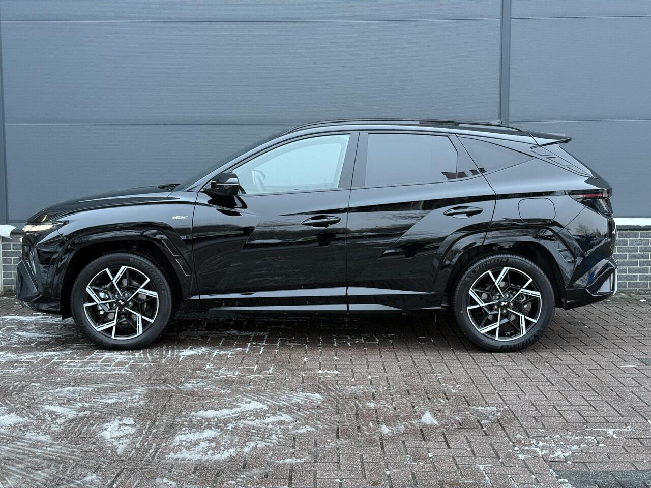 Hyundai TUCSON 1.6 T-GDI PHEV N Line / Navigatie / 360 Camera / Stoel Geheugen / Stoelverkoeling / Stoelverwarming Voor + Achter / Stuurverwarming / KRELL Audio /