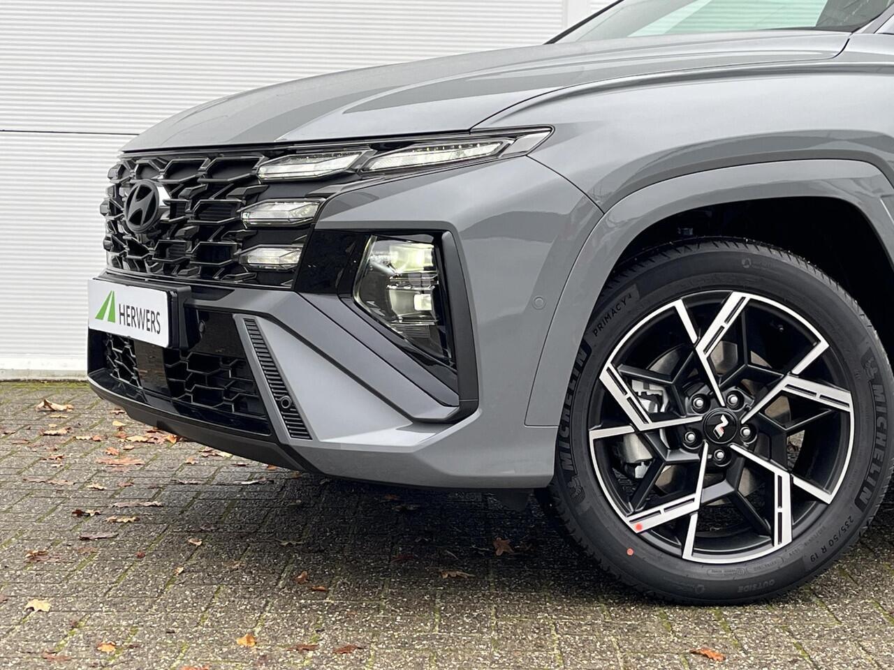 Hyundai TUCSON 1.6 T-GDI HEV N Line Sky / Achterbank verwarmd / Apple Carplay/Android Auto / Panoramadak / Ski luik /