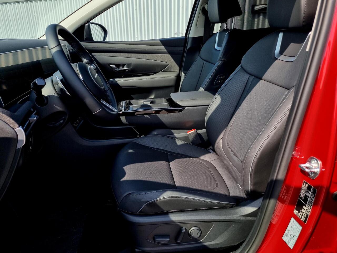 Hyundai TUCSON 1.6 T-GDI PHEV Premium / ¤3000,- Korting / Apple & Android carplay / Stoel- & Stuurverwarming / Krell Audio / Climate Control / Adaptive Cruise Control /