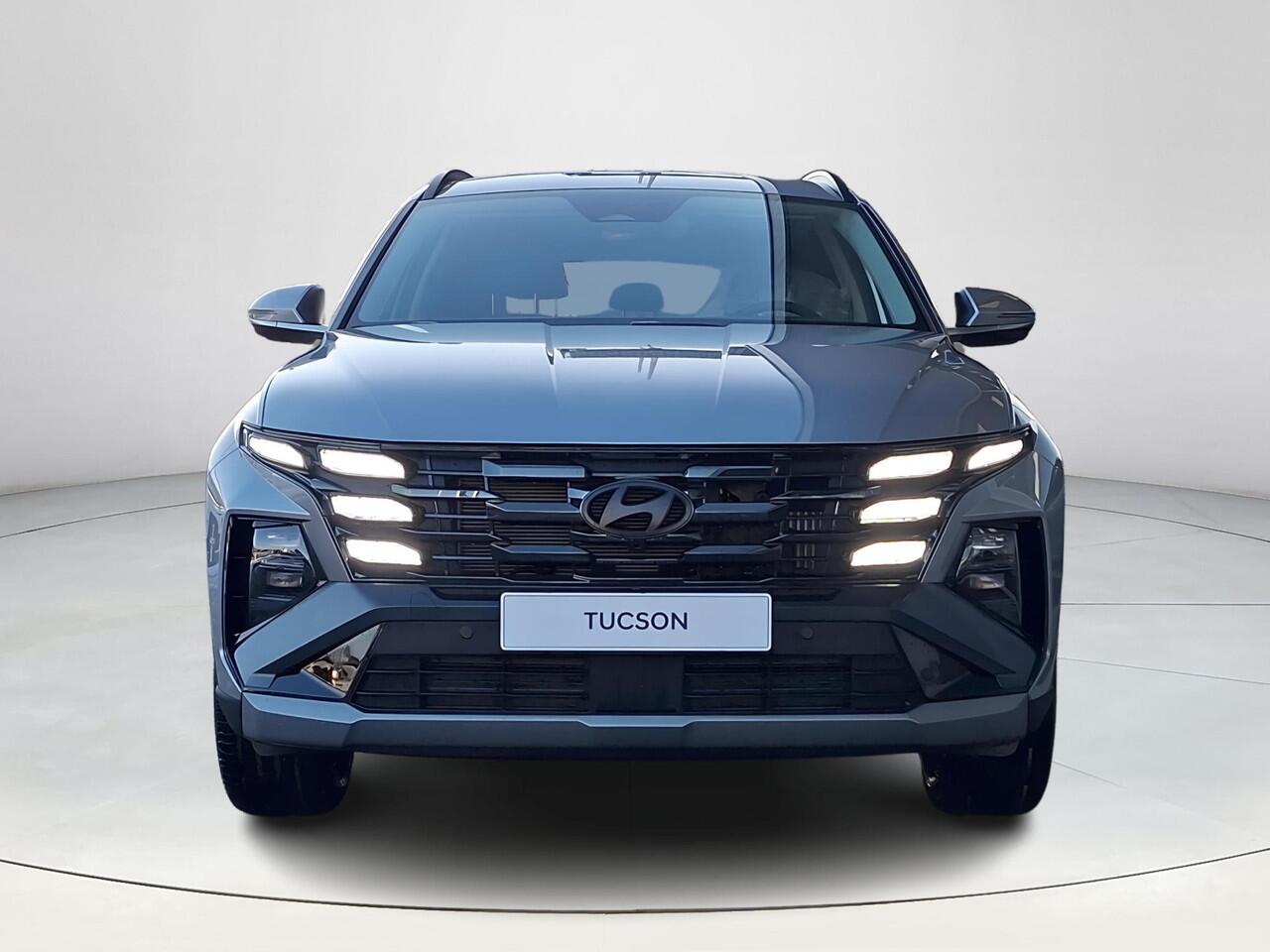 Hyundai TUCSON 1.6 T-GDI PHEV Premium | Uit voorraad leverbaar! | Stoel en stuurverwarming | 360 graden camera | elektrische achterklep | Elektrisch verstelbare bestuurderstoel incl. geheugen | 2e zitrij bankverwarming |