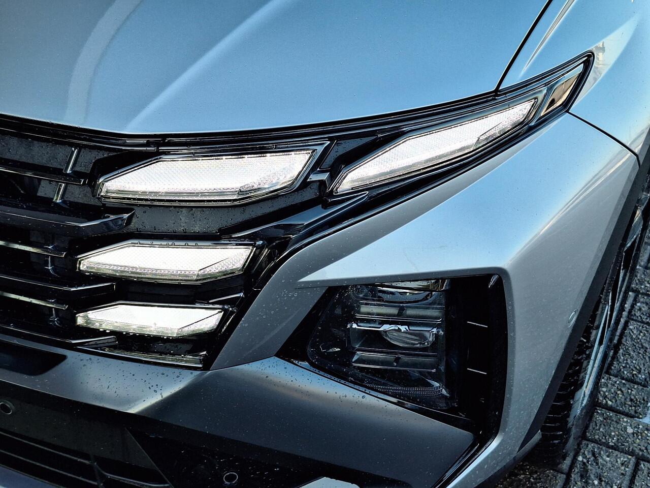 Hyundai TUCSON 1.6 T-GDI PHEV Premium | Uit voorraad leverbaar! | Stoel en stuurverwarming | 360 graden camera | elektrische achterklep | Elektrisch verstelbare bestuurderstoel incl. geheugen | 2e zitrij bankverwarming |