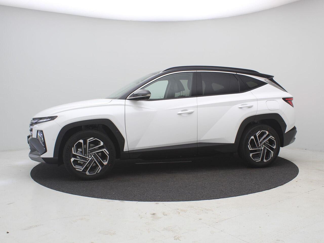 Hyundai TUCSON 1.6 T-GDI PHEV Premium / ¤2.500,- voordeel op de nieuwprijs / Rijklaarprijs / Direct Leverbaar / Full Option / Zwarte Lederen interieur / Two-Tone dak & Lak combinatie /