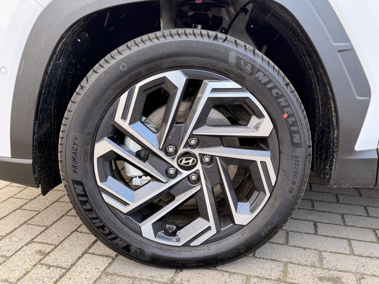 Hyundai TUCSON 1.6 T-GDI HEV Premium | Direct leverbaar | Actie prijs | Full op