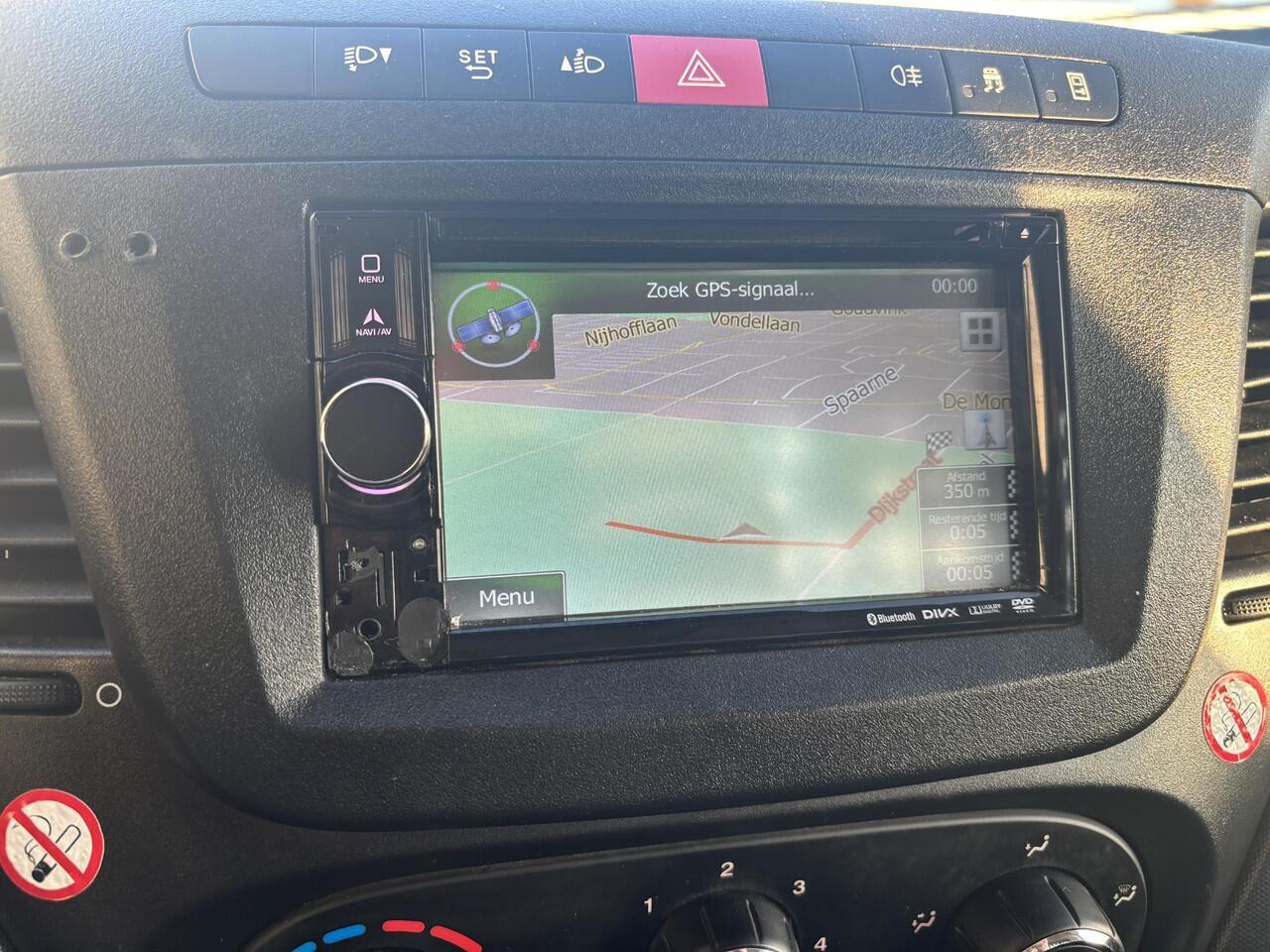 Iveco DAILY 35C14 2.3 *A/C*NAVI*HAAK*PICK-UP*LAADKLEP*3500KG*