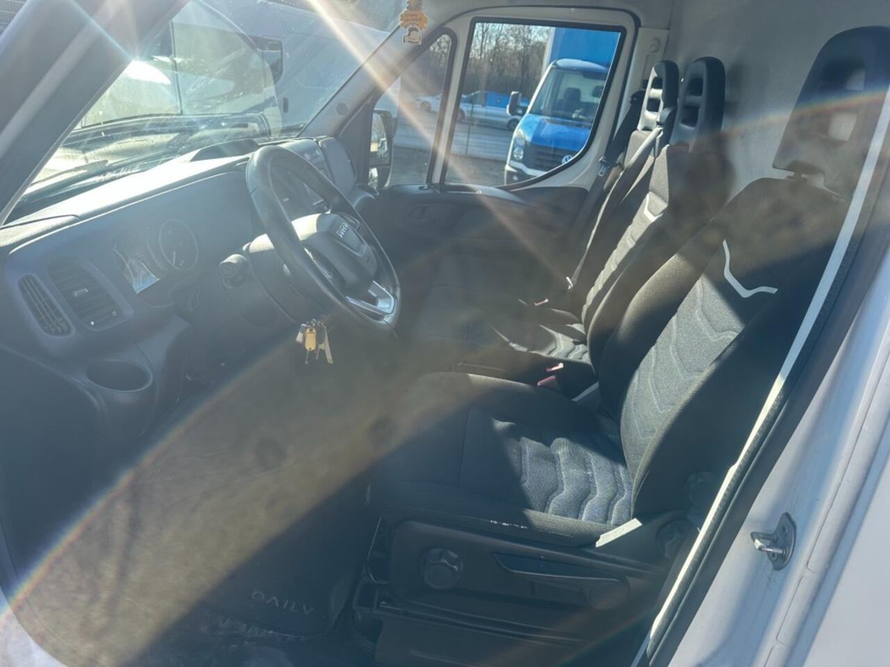 Iveco DAILY 35S16V L4H2 Hi-Matic