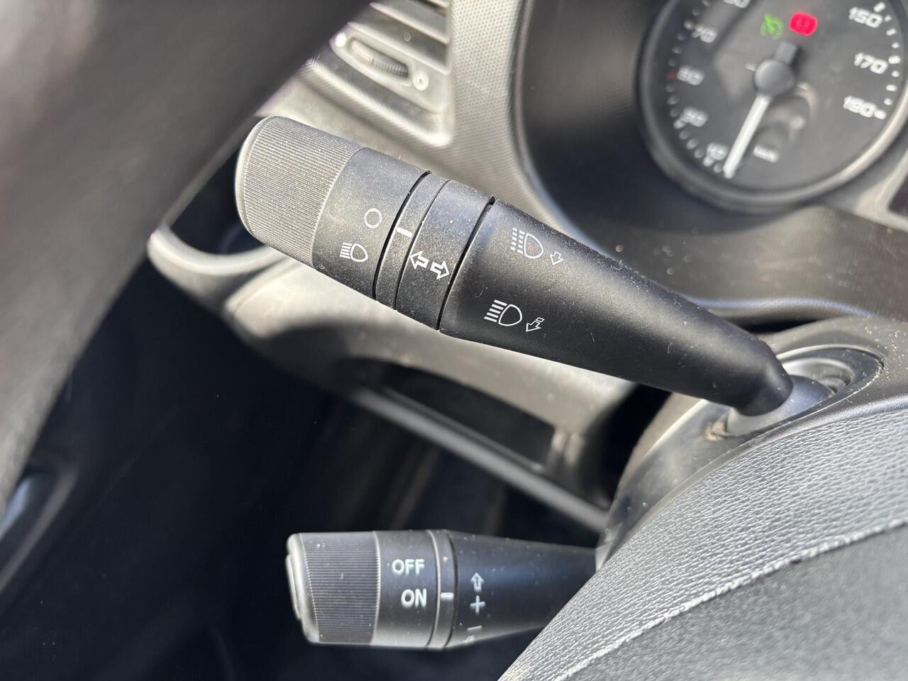 Iveco DAILY 35C14 2.3*ECC*CRUISE*HAAK*KIPPER LIFT*3PERS*3500KG