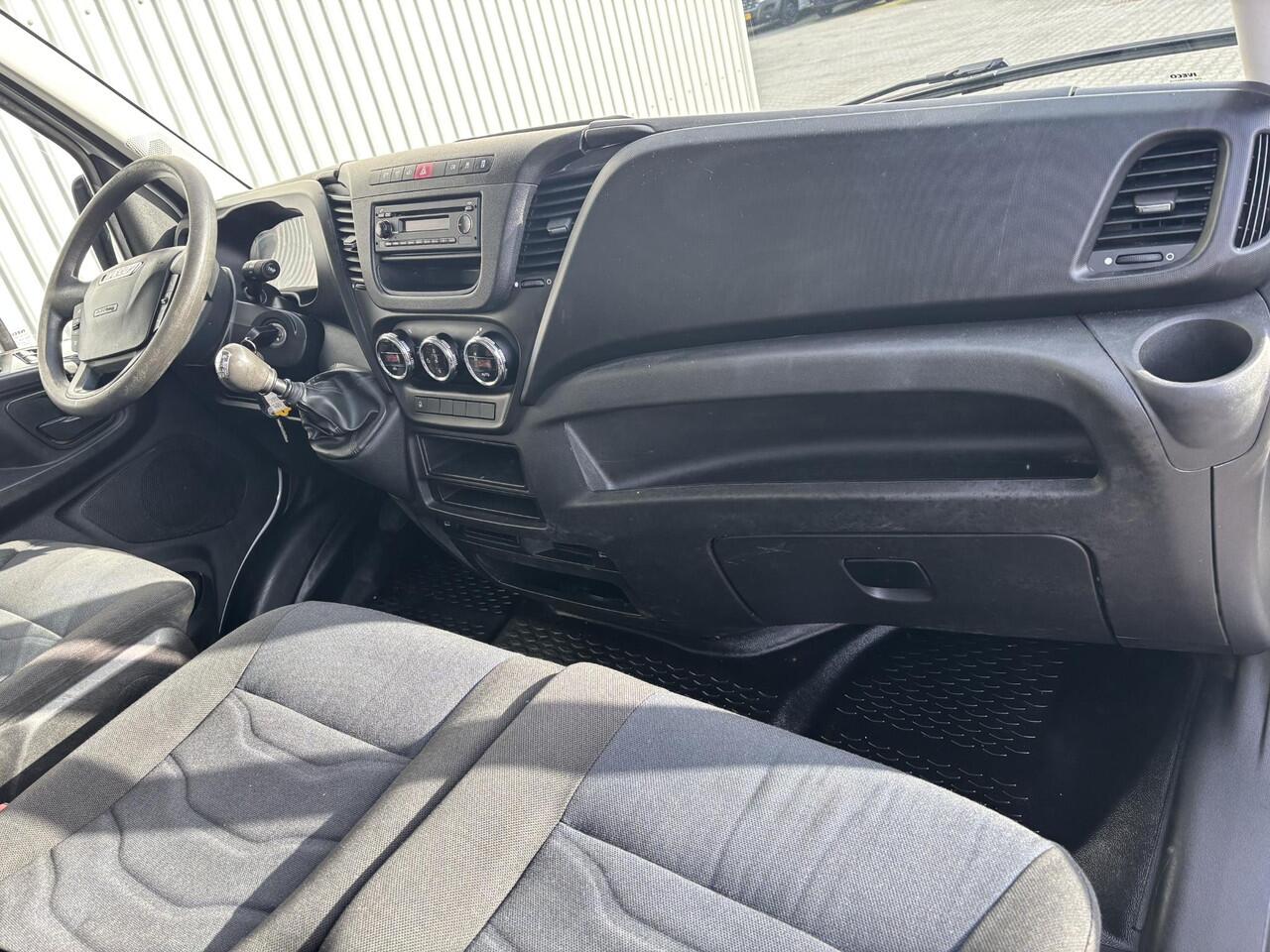 Iveco DAILY 35C14 2.3*ECC*CRUISE*HAAK*KIPPER LIFT*3PERS*3500KG