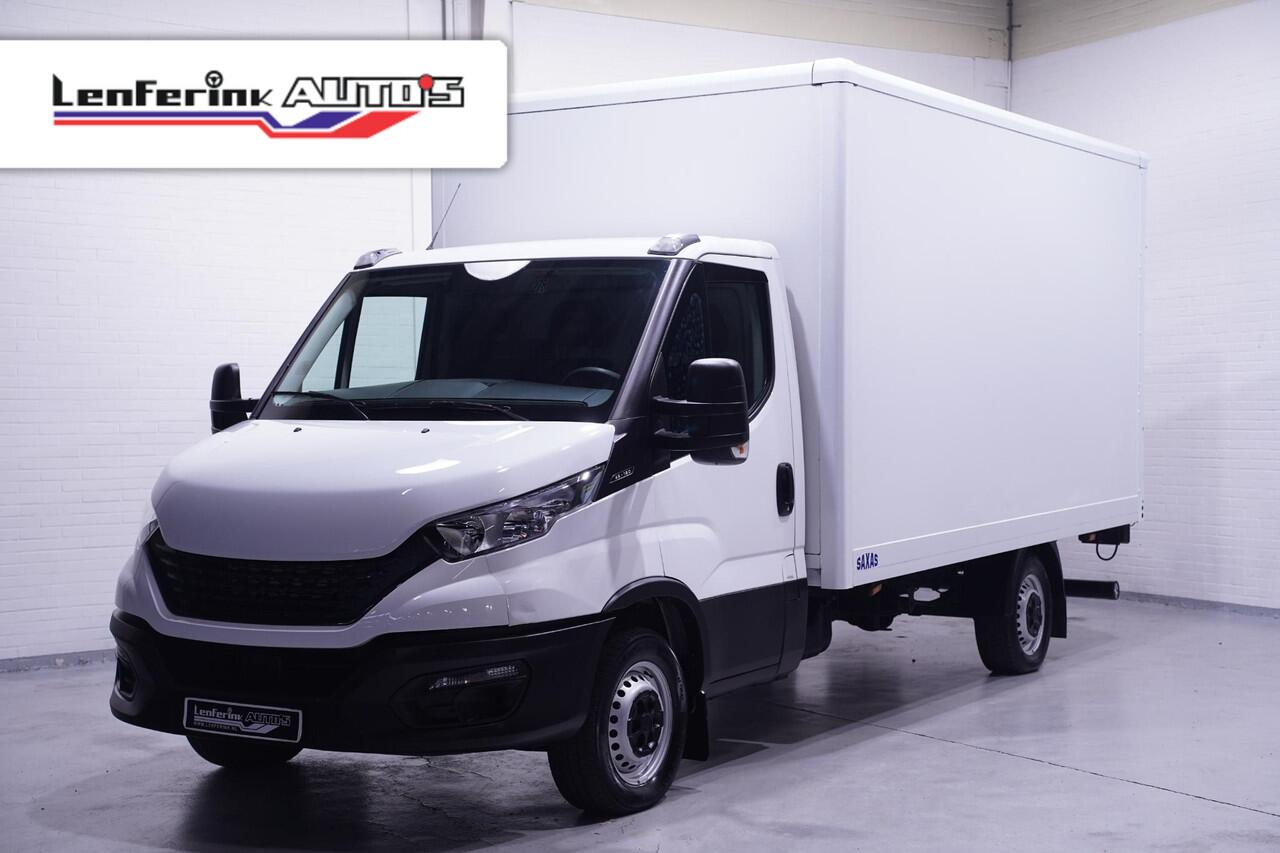 Iveco DAILY 35S16 160 pk Bakwagen met Laadklep Airco ECC Audio DAB+, Enkel Lucht, LxBxH 415x214x208 cm, 3-Zits