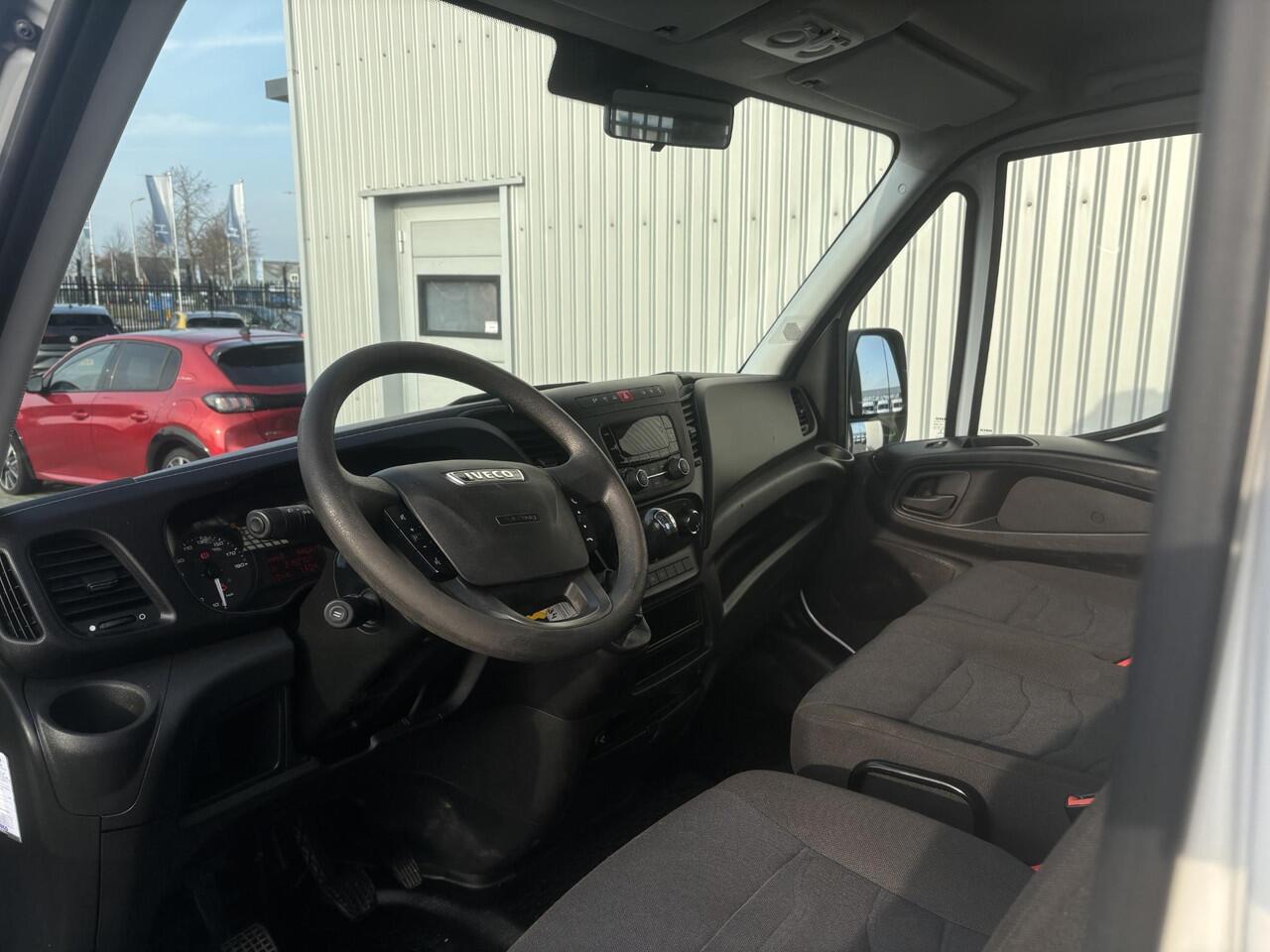 Iveco DAILY 35C18 3.0 410*LAADBAK*CRUISE*A/C*3500KG*