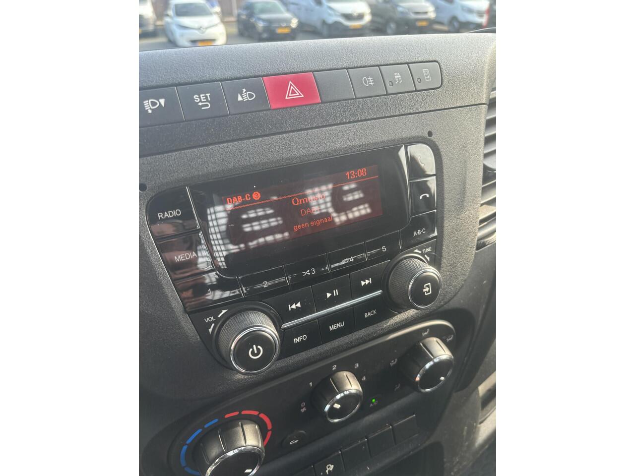 Iveco DAILY 35C18 3.0 410*LAADBAK*CRUISE*A/C*3500KG*