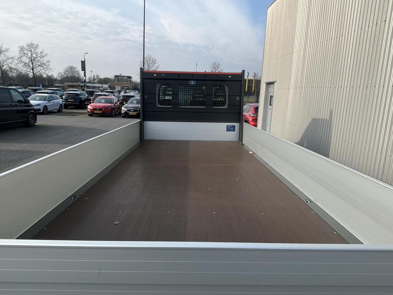 Iveco DAILY 35C18 3.0 410*LAADBAK*CRUISE*A/C*3500KG*