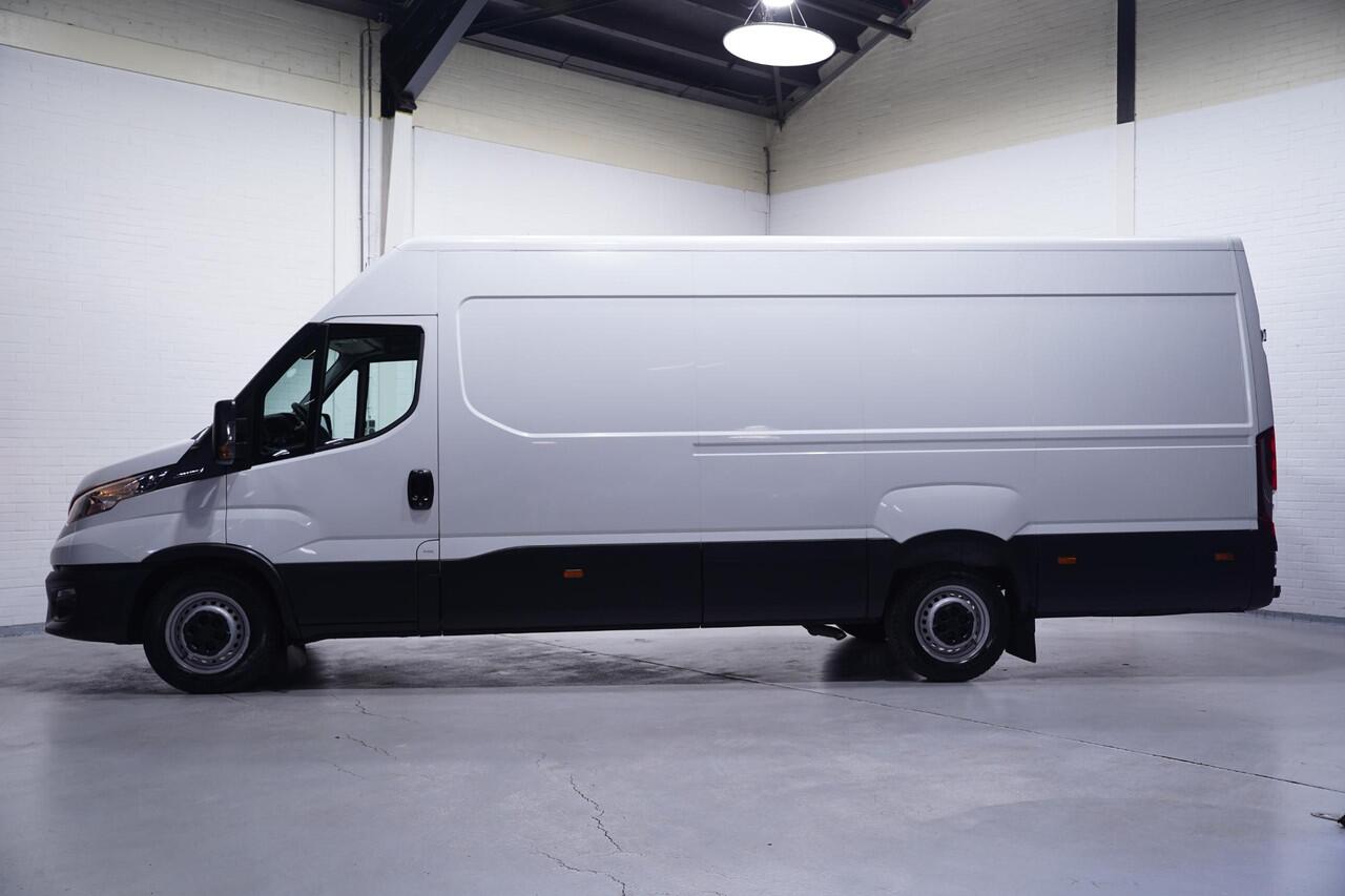 Iveco DAILY 35S16 160 pk L4H2 Jumbo XXL Airco ECC Laadruimte Pakket, PDC achter, 3-Zits