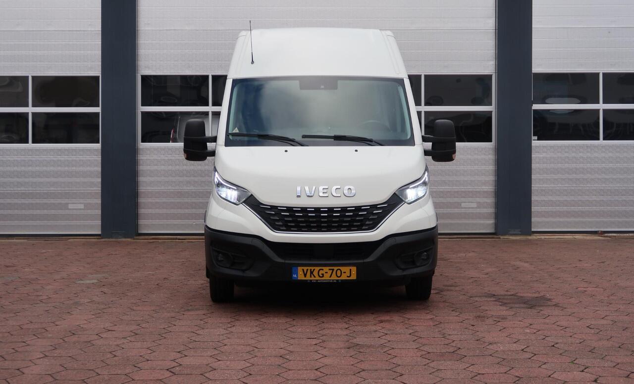Iveco DAILY 35C18H 3.0 DC AUT/ CAMERA/ LED/ CRUISE/ CLIMA/ TREKHAAK
