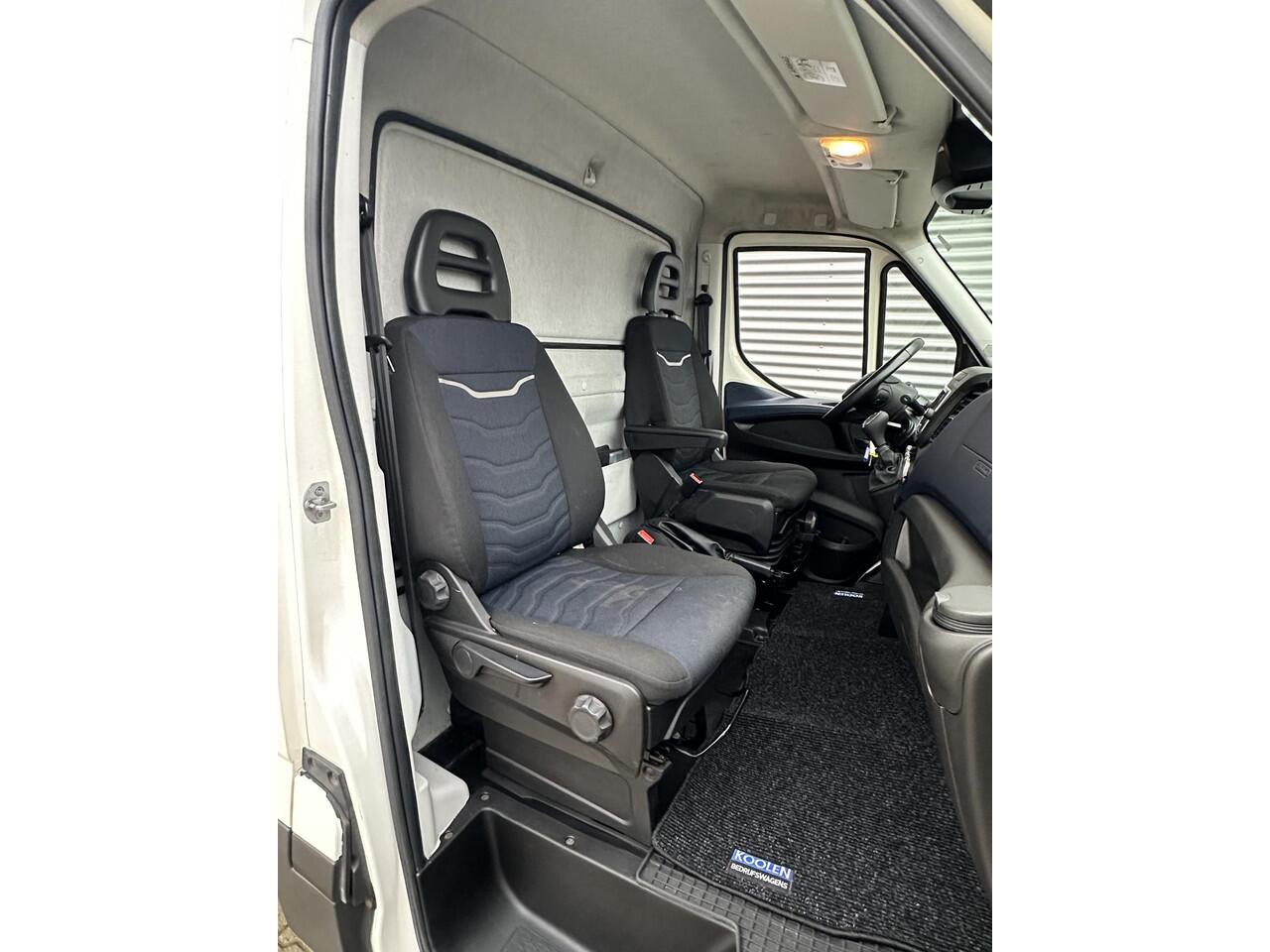 Iveco DAILY 35S16H 2.3 Automaat Bakwagen met Laadklep