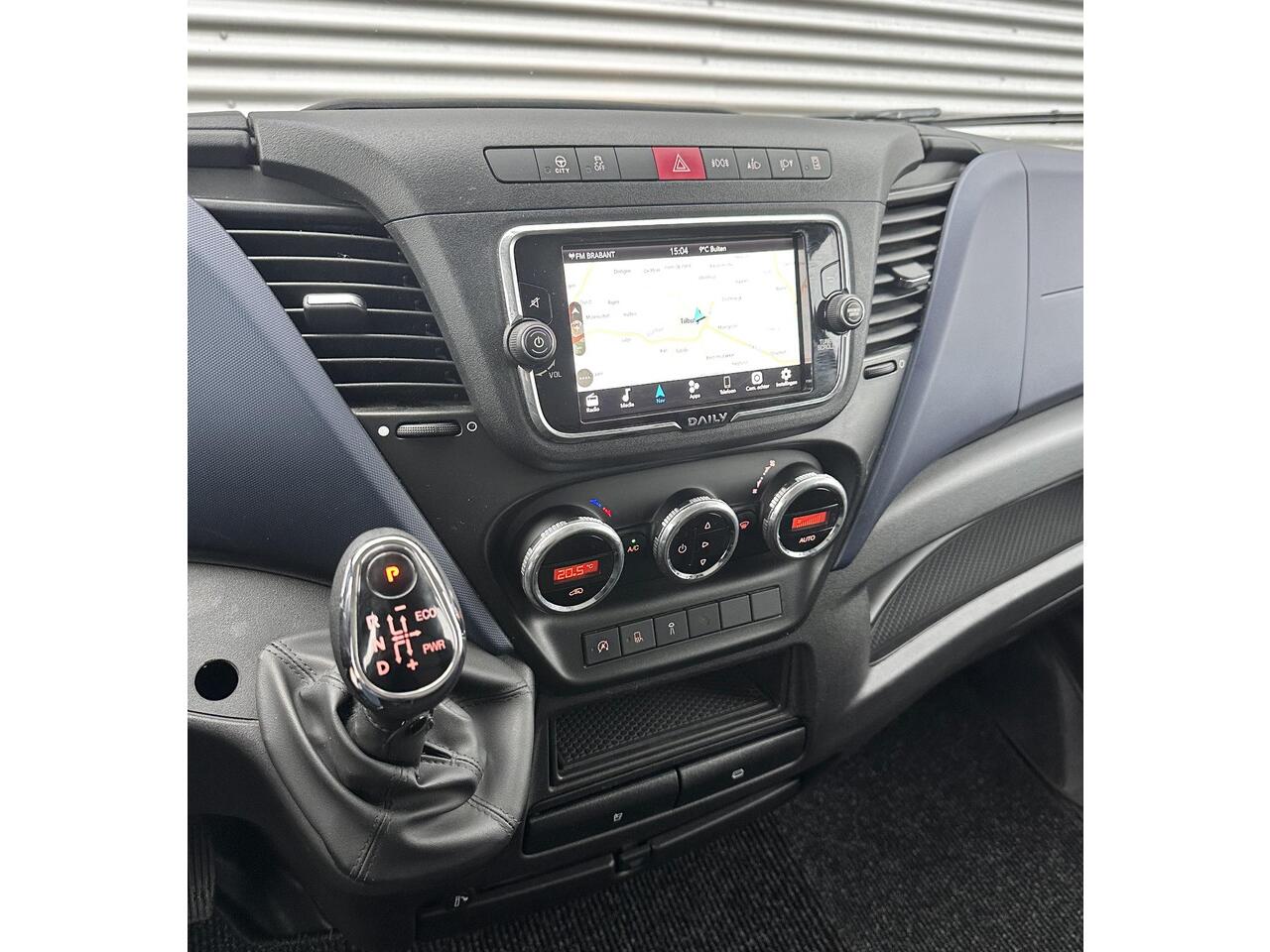 Iveco DAILY 35S16H 2.3 Automaat Bakwagen met Laadklep