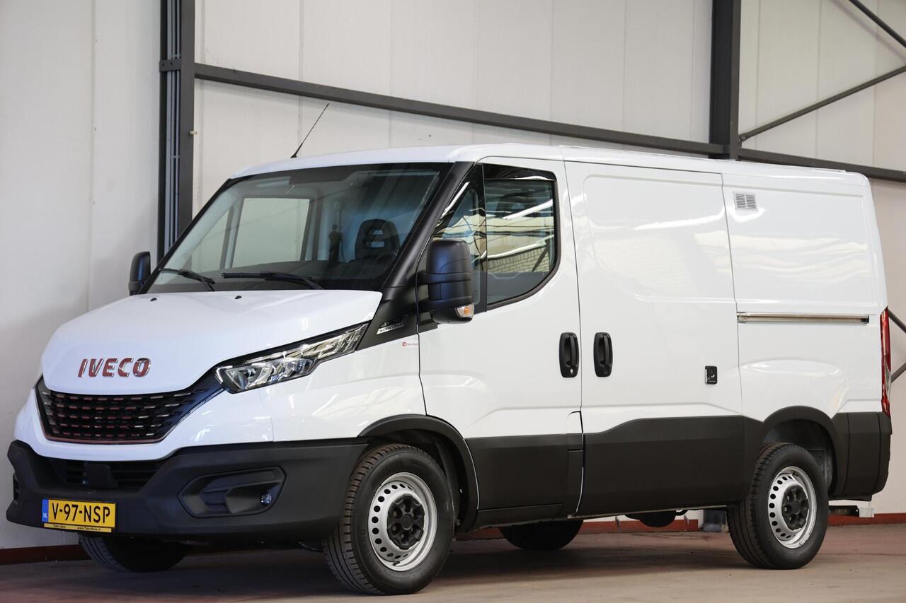 Iveco DAILY 35S16V 2.3 L1H1 AUTOMAAT 160PK 3500KG TREKVERMOGEN