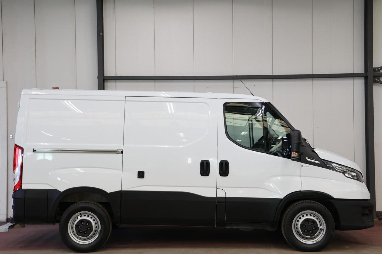 Iveco DAILY 35S16V 2.3 L1H1 AUTOMAAT 160PK 3500KG TREKVERMOGEN