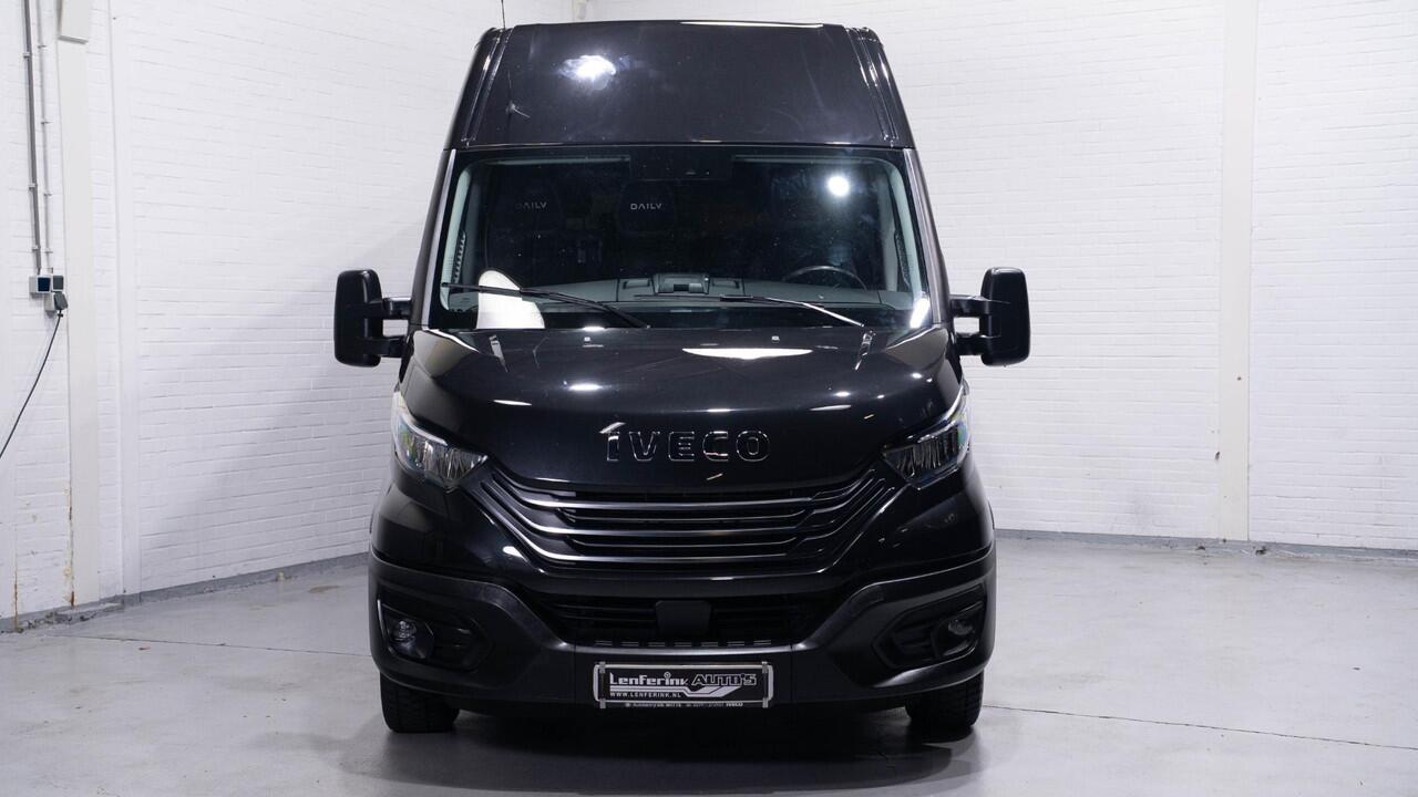 Iveco DAILY 35S21 210 pk Aut. Dubbel Cabine 6-Zits Adapt. Cruise, Navi, Camera, 16" LMV, Trekhaak 3.500 kg