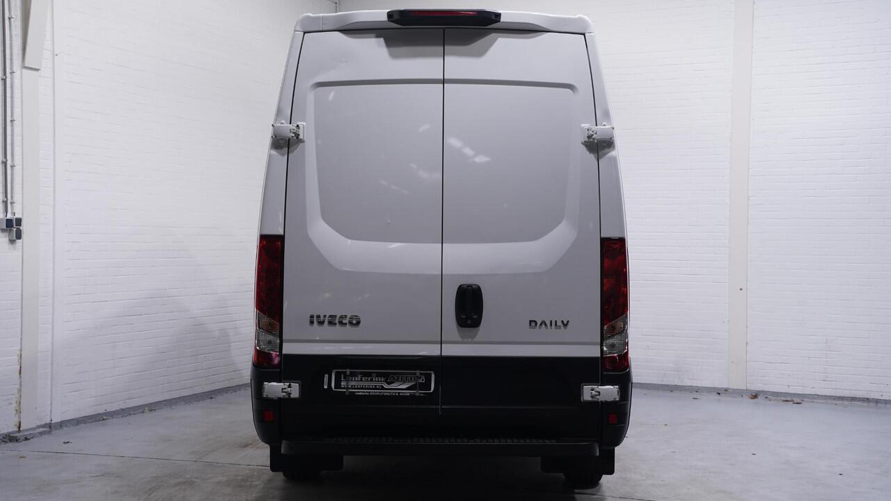Iveco DAILY 35S16 160 pk L2H2 Airco ECC, Laadruimte Pakket Audio met DAB+, PDC achter, 3-Zits