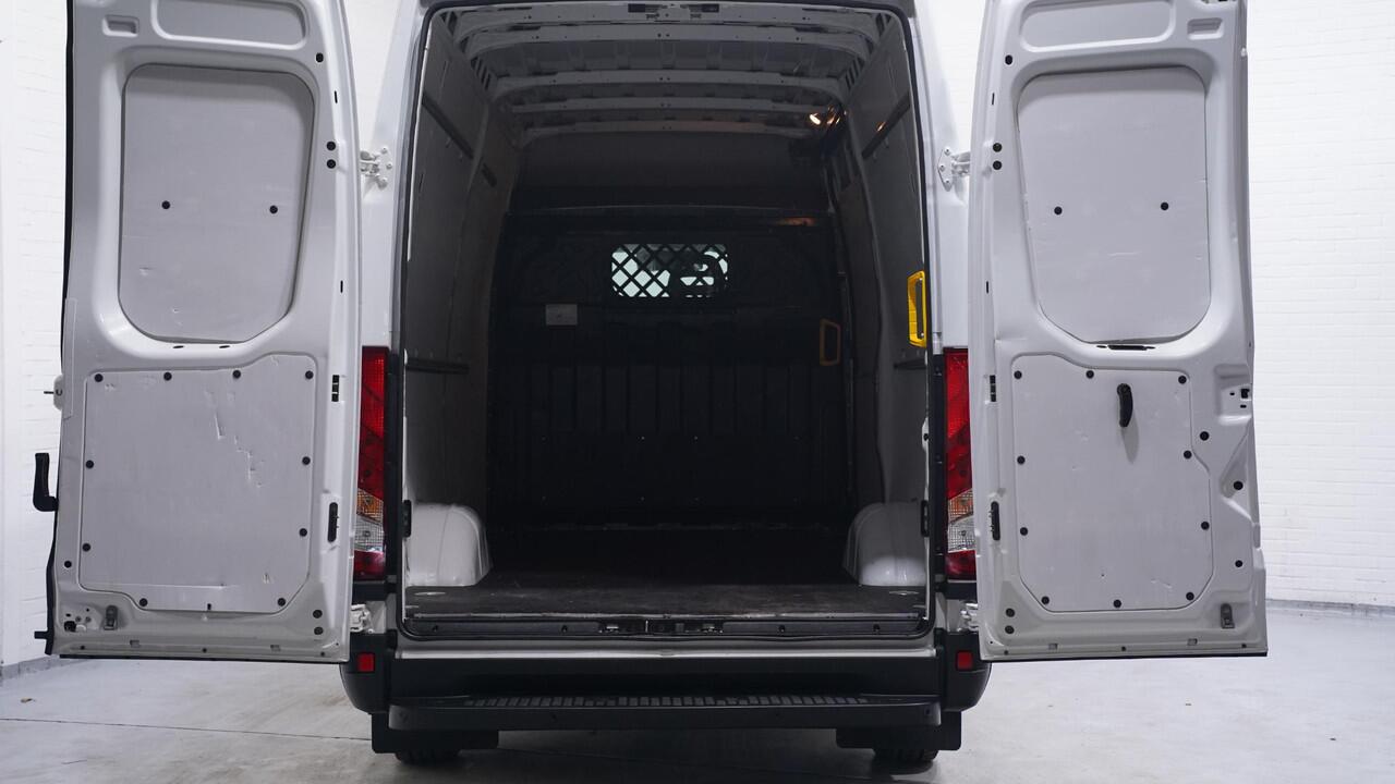 Iveco DAILY 35S16 160 pk L2H2 Airco ECC, Laadruimte Pakket Audio met DAB+, PDC achter, 3-Zits