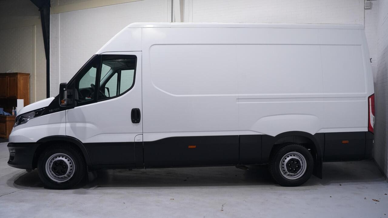 Iveco DAILY 35S16 160 pk L2H2 Airco ECC, Laadruimte Pakket Audio met DAB+, PDC achter, 3-Zits