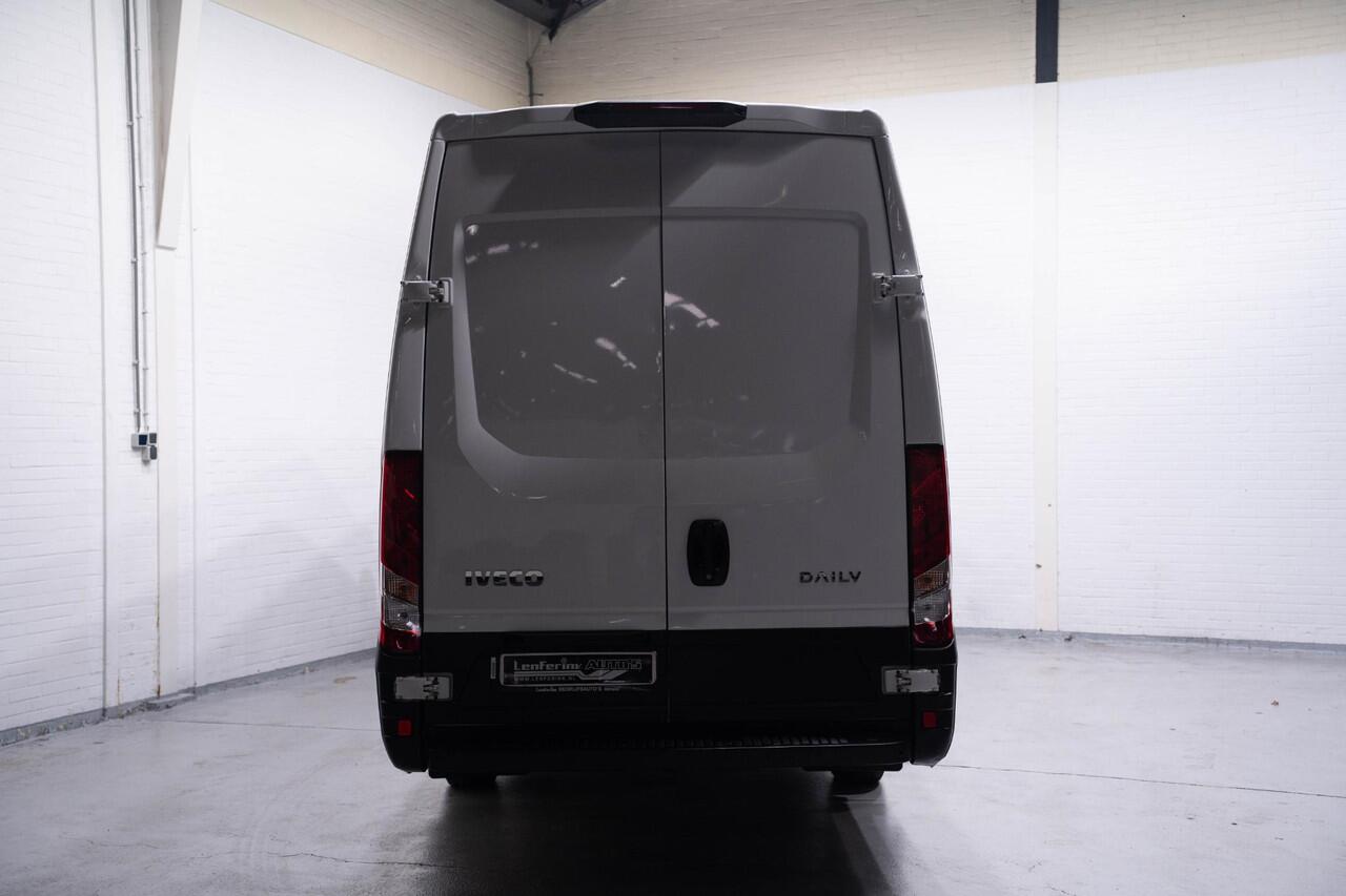 Iveco DAILY 35S16 160 pk L4H2 Jumbo / XXL Airco ECC Laadruimte Pakket, PDC achter, 3-Zits