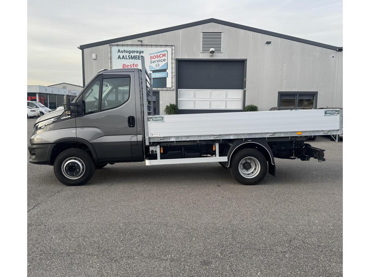 Iveco DAILY 35C18H 3.0 410 BPM VRIJ /LAADBAK 7500KG/ AUTOMAAT/
