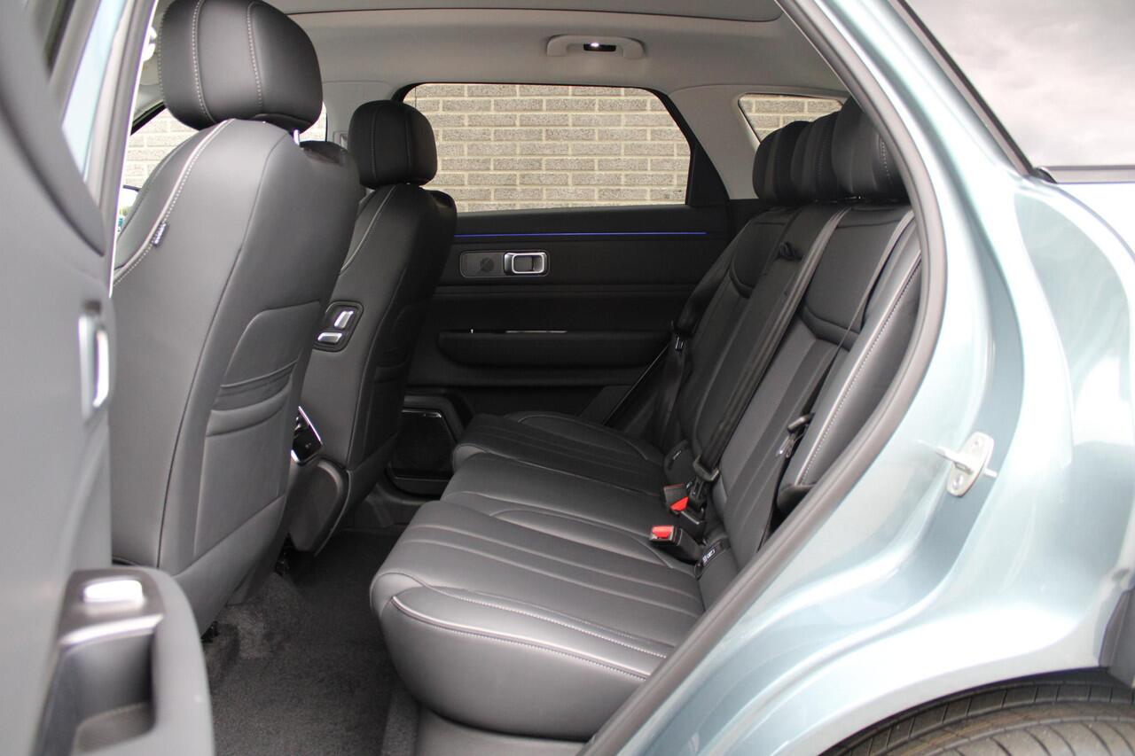 Jaecoo 7 Exclusive Automaat, Schuif-Kanteldak, 1500 KG trekgewicht, Navigatie, 19" LM velgen, Elektrische achterklep, Luxe lederen bekleding, 7 jaar garantie