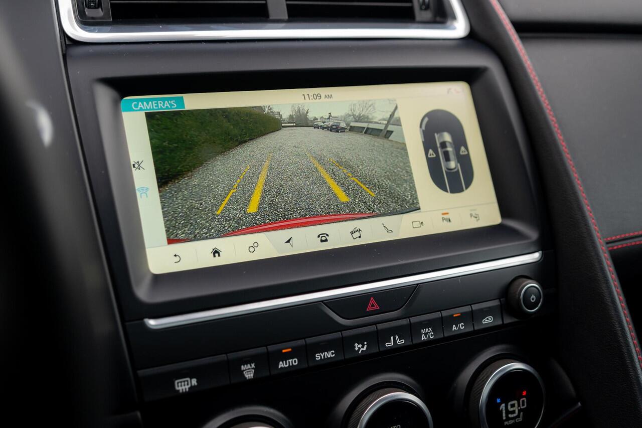 Jaguar E-Pace 2.0 P250 AWD First Edition R | Meridian | HUD | ACC | 360gr | 20"