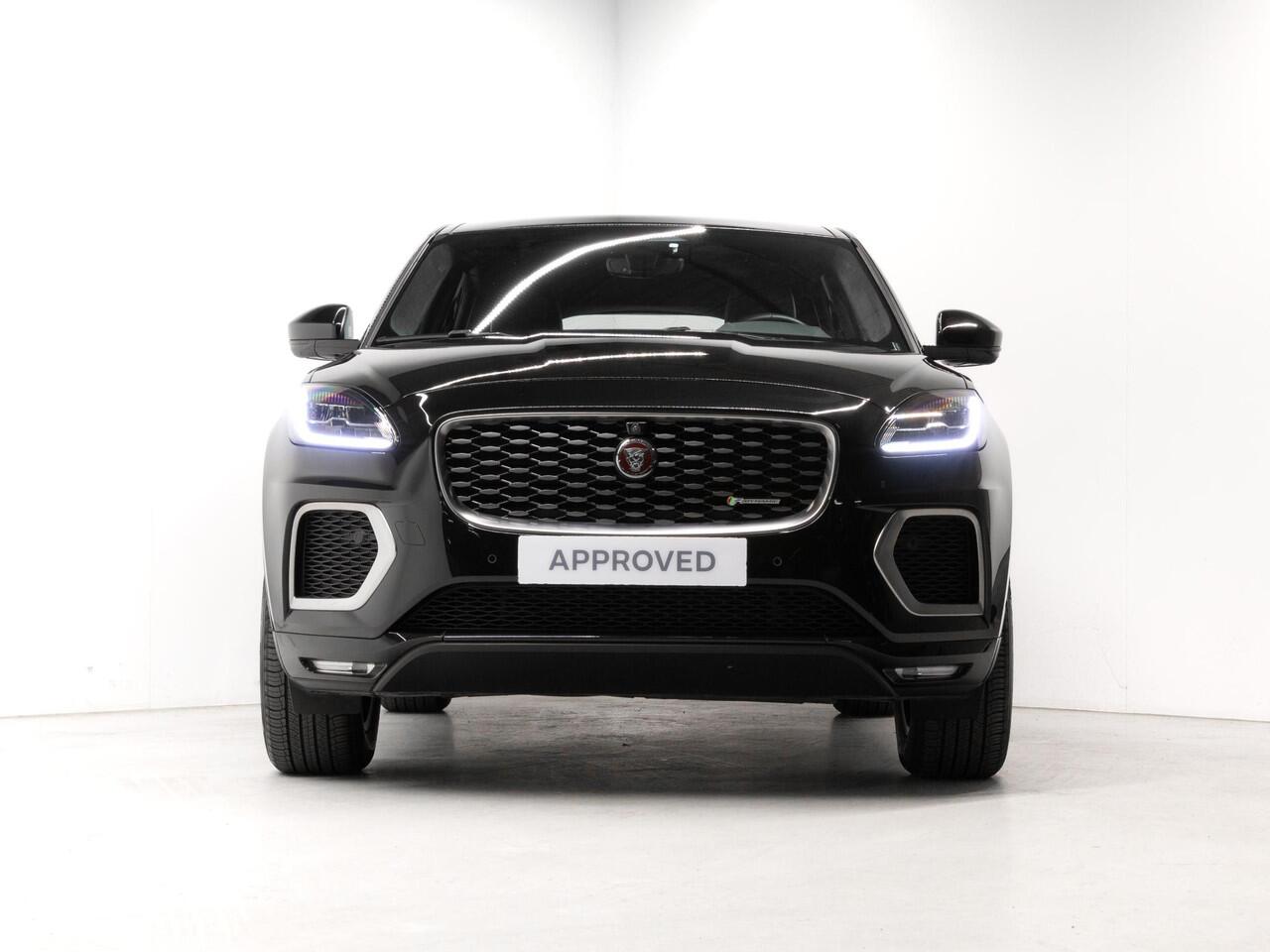 Jaguar E-Pace 1.5 P300e R-Dynamic SE Jaguar E-PACE 1.5 P300 R-Dynamic SE