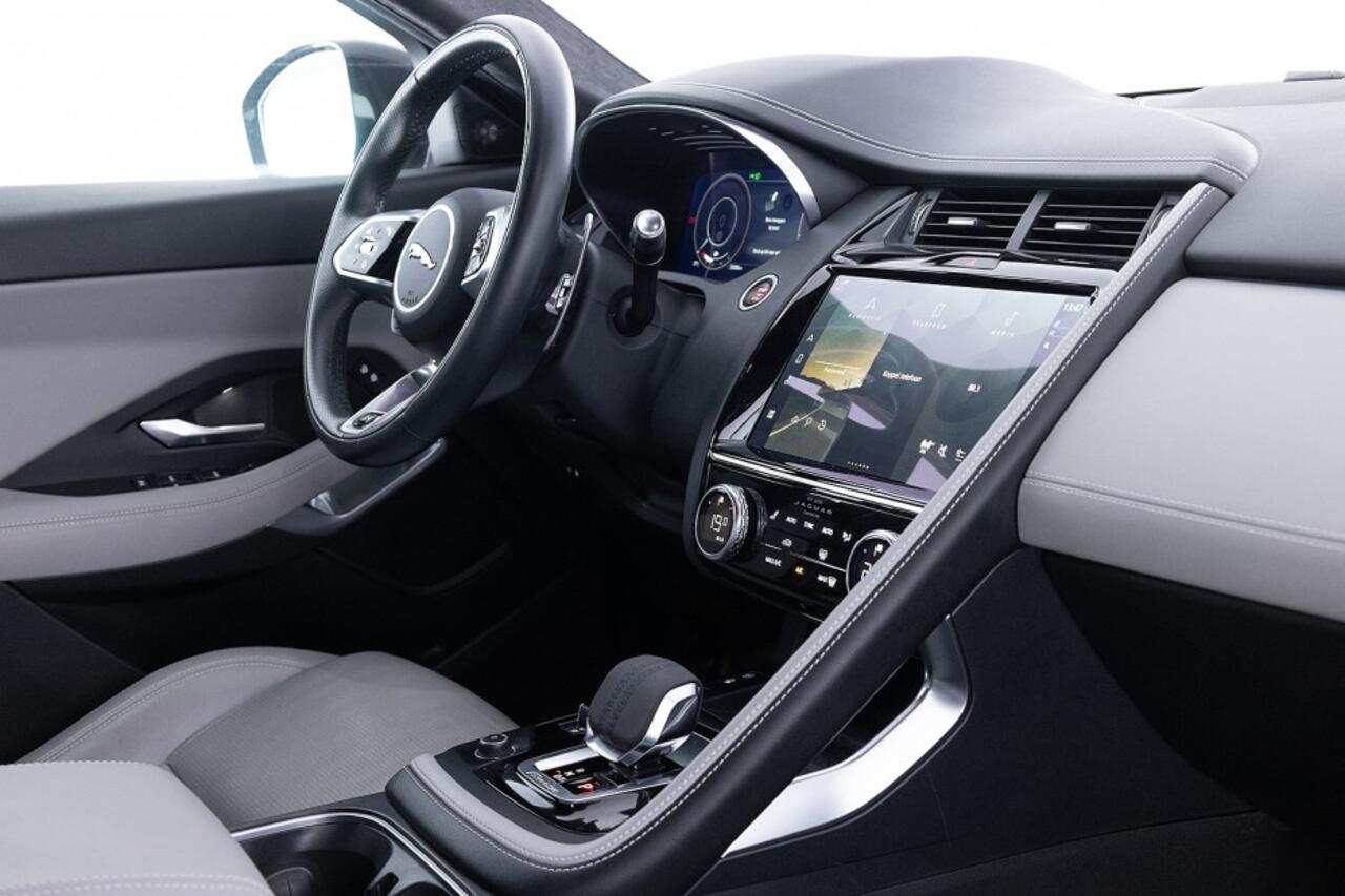 Jaguar E-Pace 1.5 P300e AWD R-Dynamic S | CARPLAY | Full LED | CAMERA | LEDER