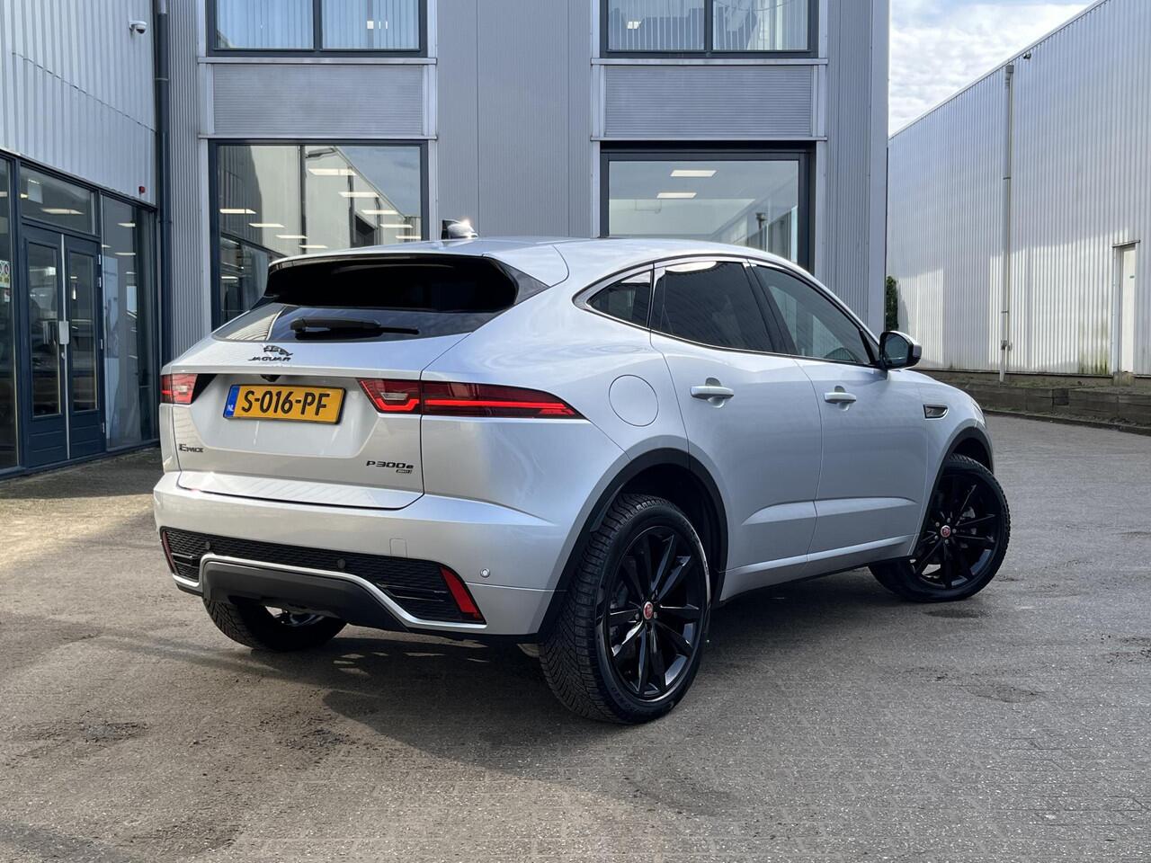 Jaguar E-Pace 1.5 P300e AWD R-Dynamic Black | NL Auto/1e Eig./Pano.Dak/Leder/20"/El.Wegklapbare Trekhaak