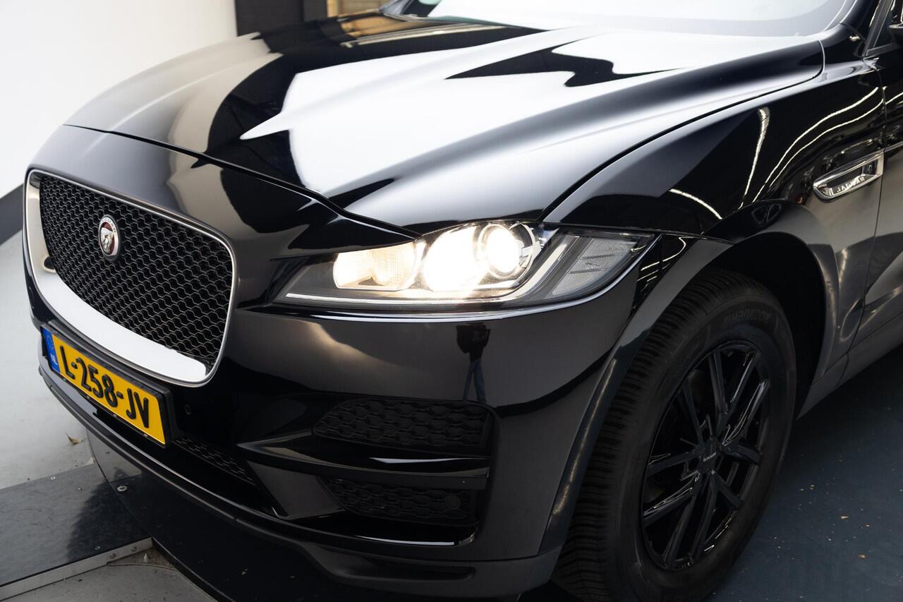 Jaguar F-PACE 2.0 Pure AWD 25t