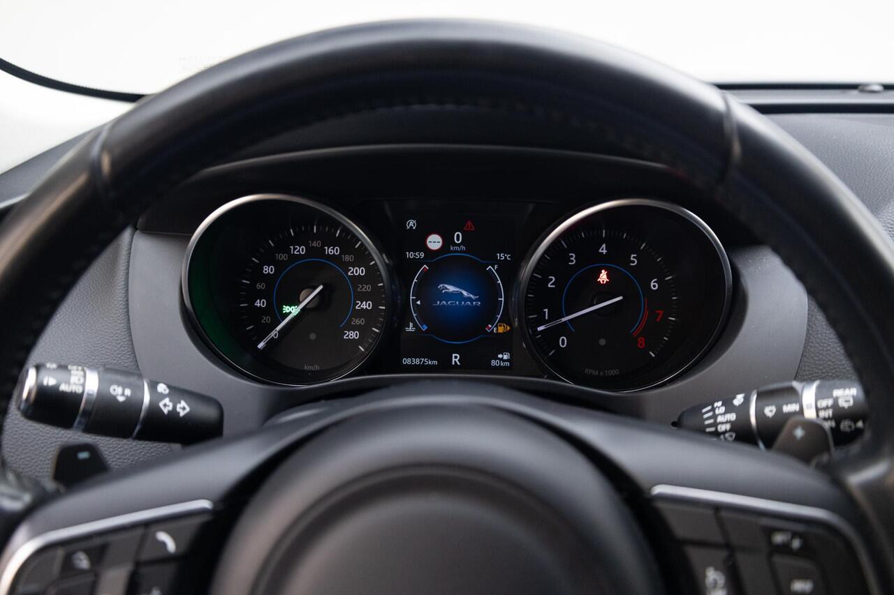 Jaguar F-PACE 2.0 Pure AWD 25t