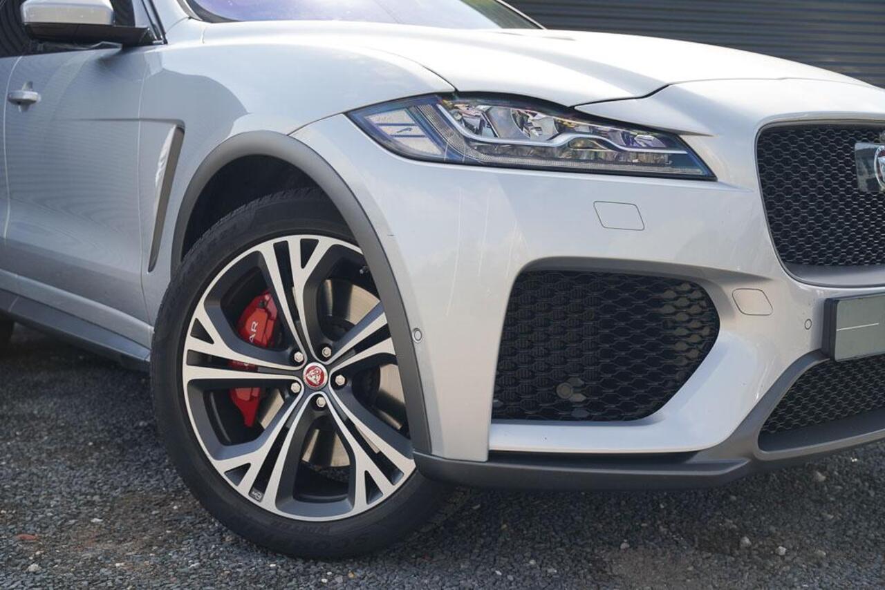 Jaguar F-PACE 5.0 V8 S/C AWD SVR / NL Auto / Pano / Meridian Surround / Trekhaak