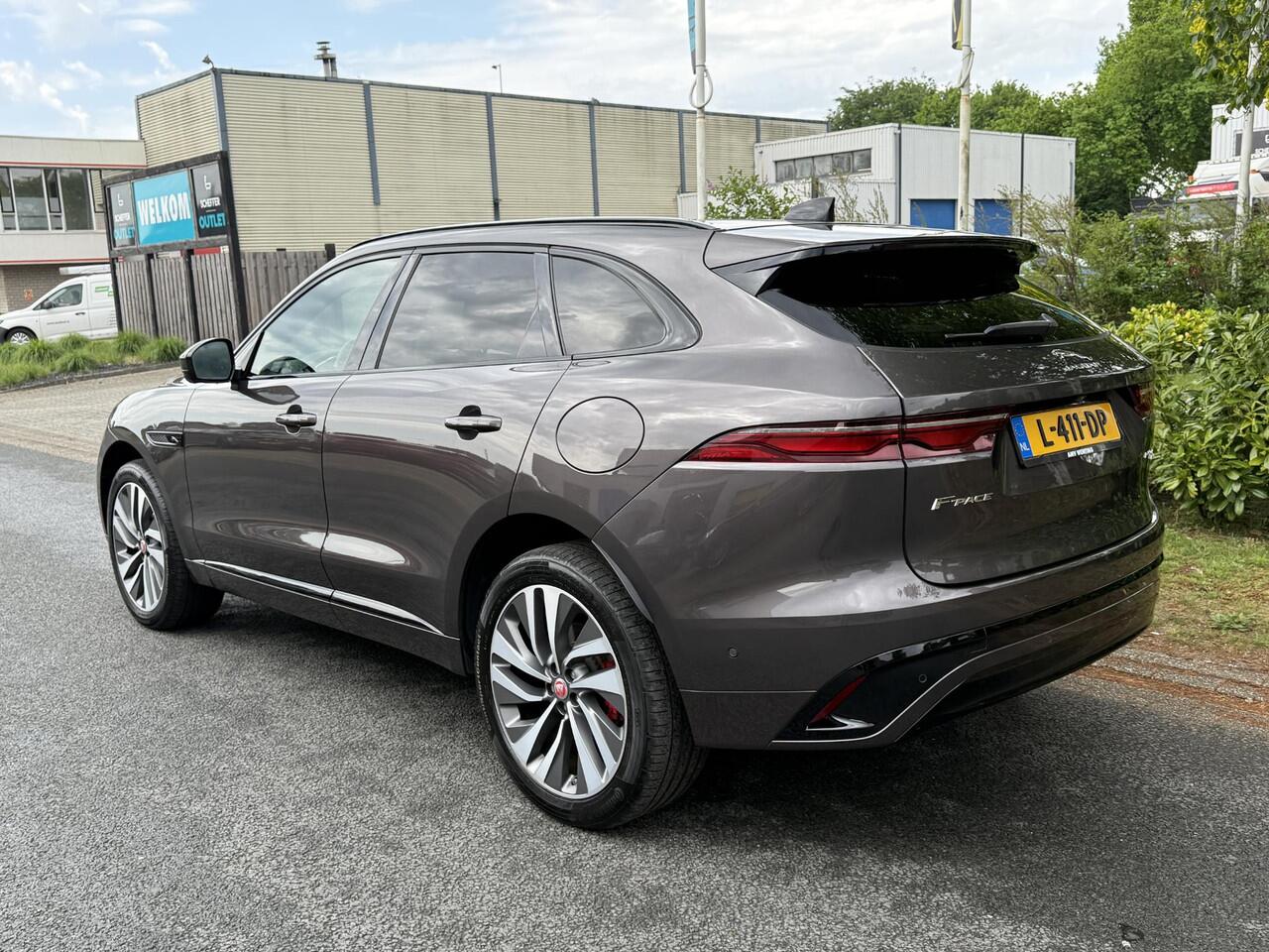 Jaguar F-PACE 2.0 P400e PHEV HSE R-Dynamic PanooMeridian