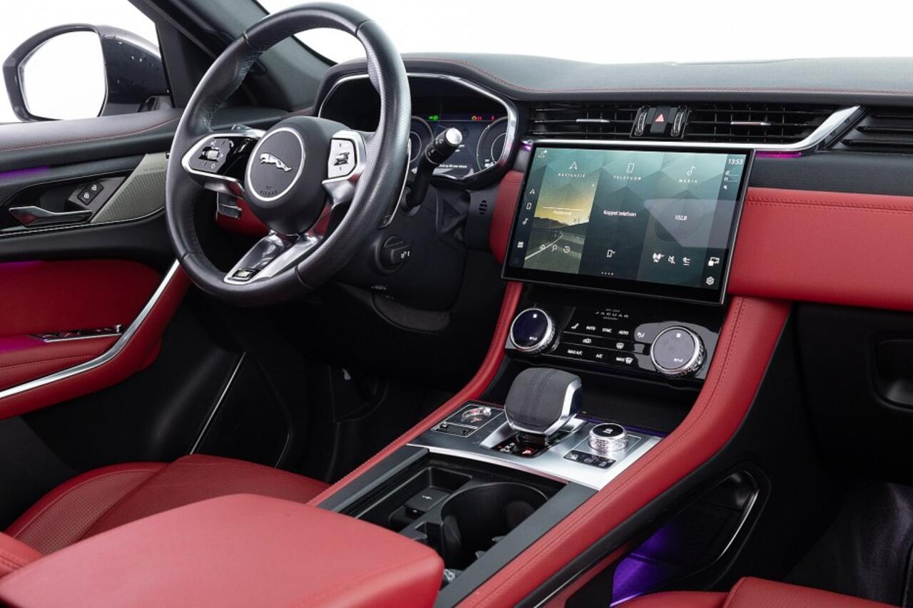 Jaguar F-PACE 2.0 P400e R-Dynamic SE AWD | PANORAMADAK | LEDER | PHEV