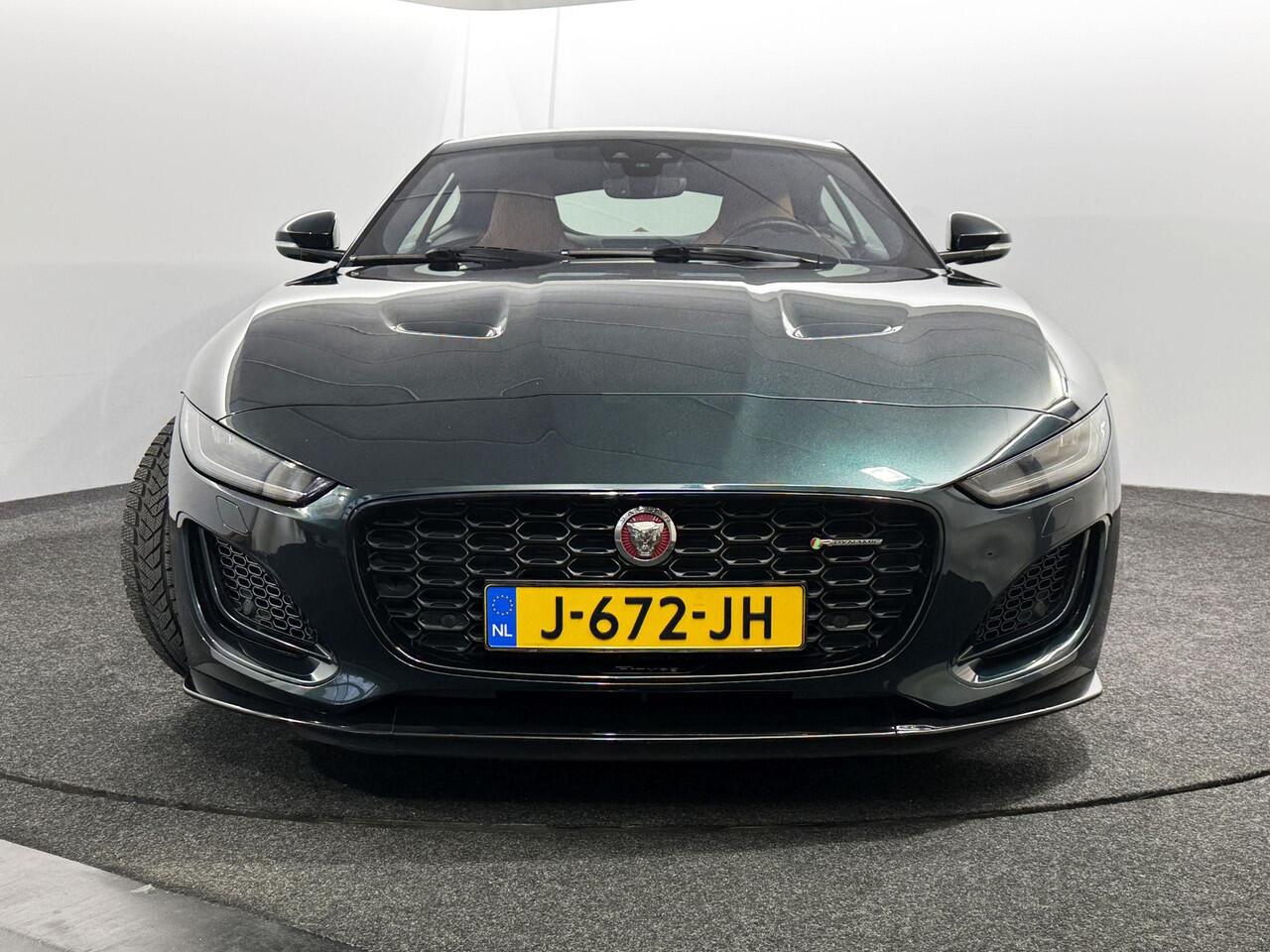 Jaguar F-TYPE P300 Edition / NL auto / Voll. Historie / Nw model / Panoramadak